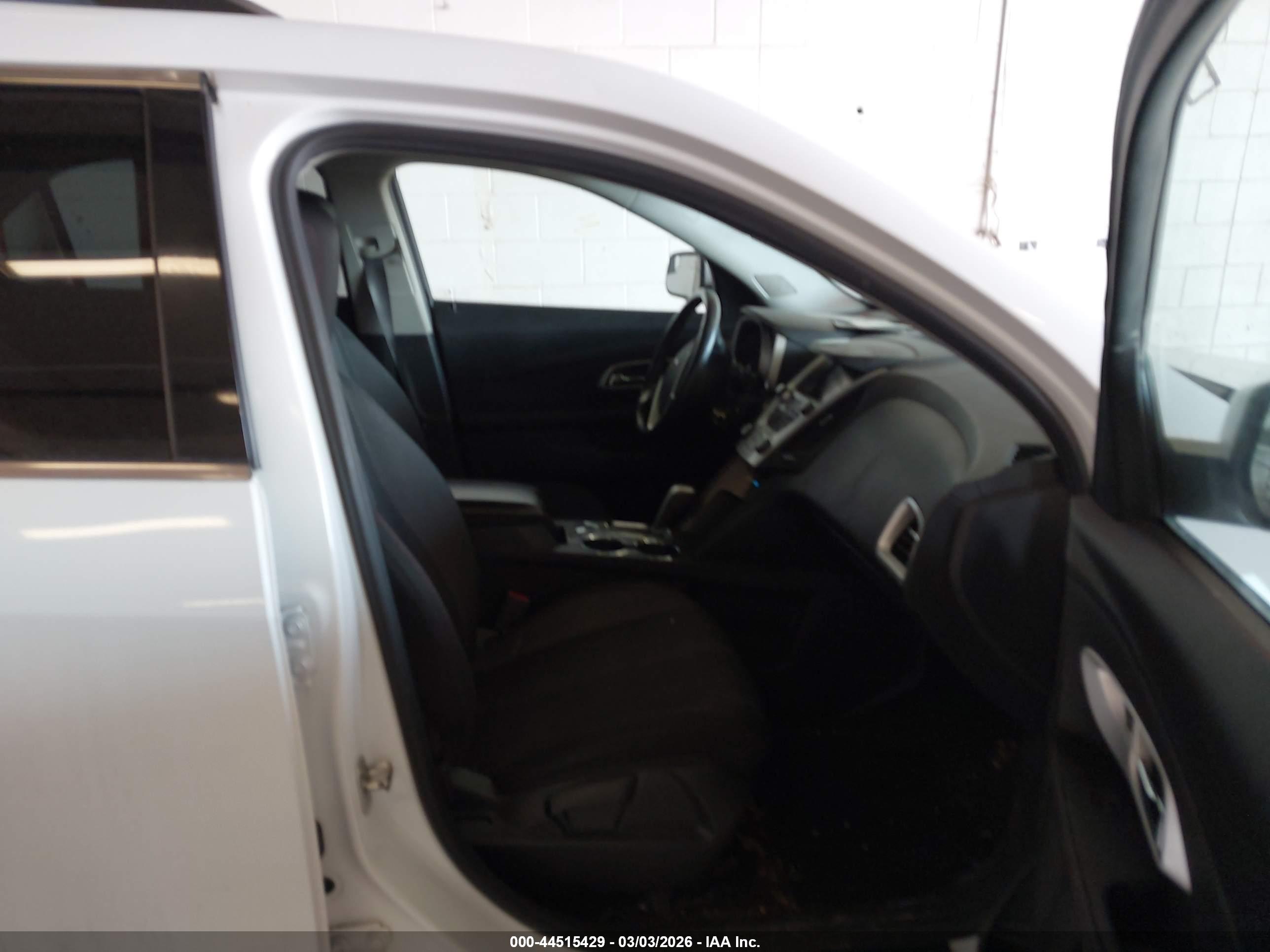 CHEVROLET EQUINOX image 5