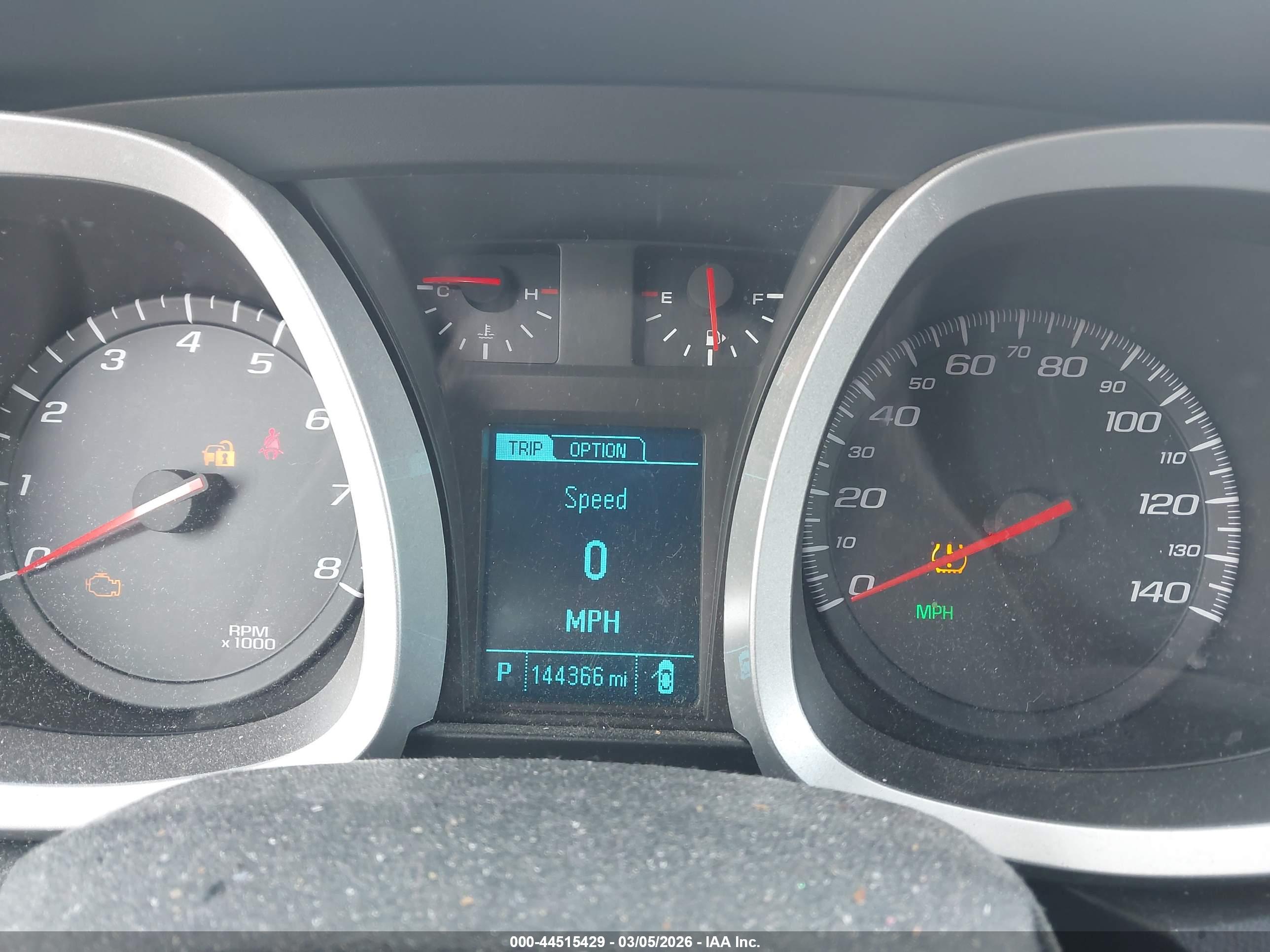 CHEVROLET EQUINOX image 7