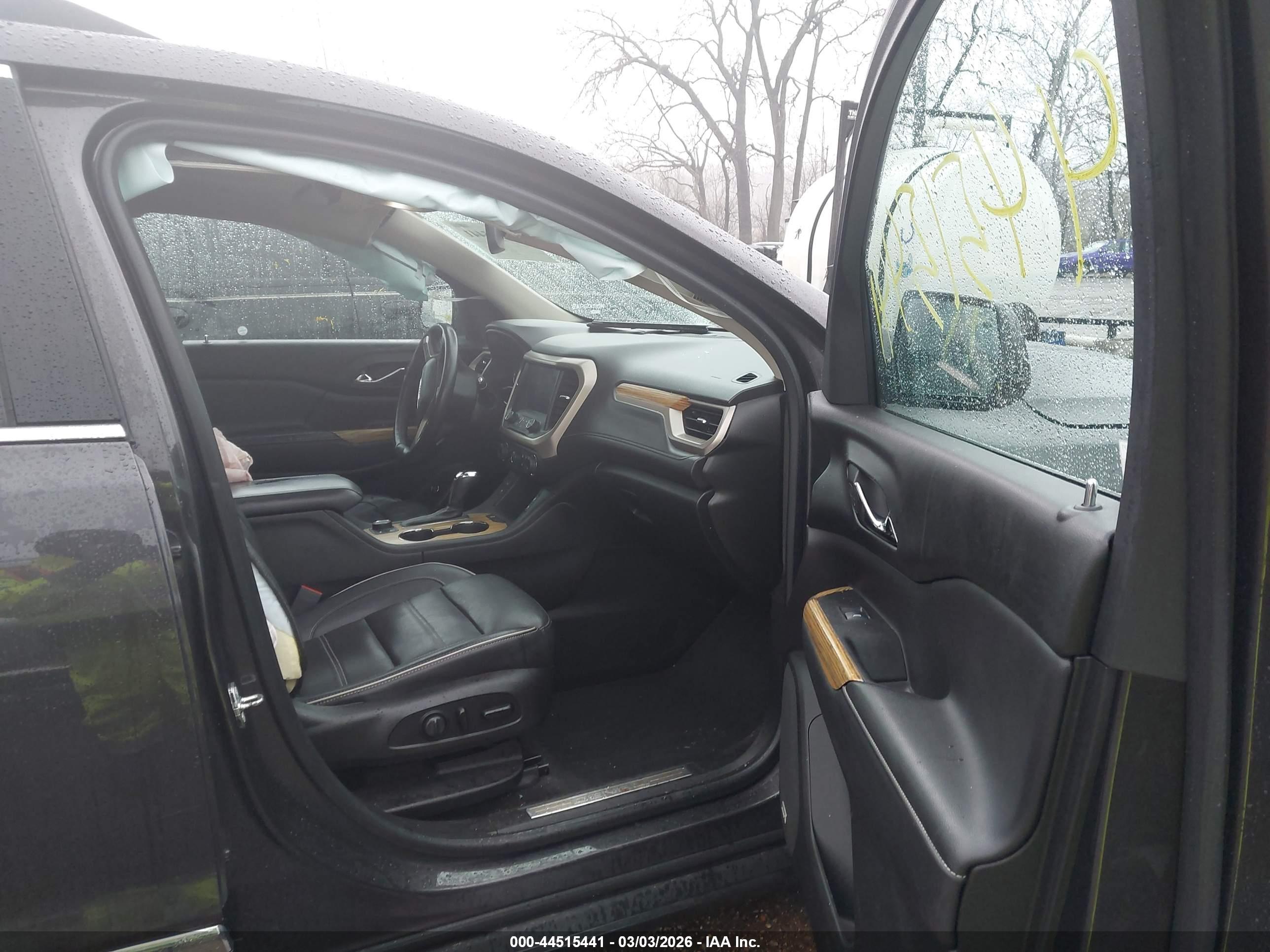 GMC ACADIA image 5