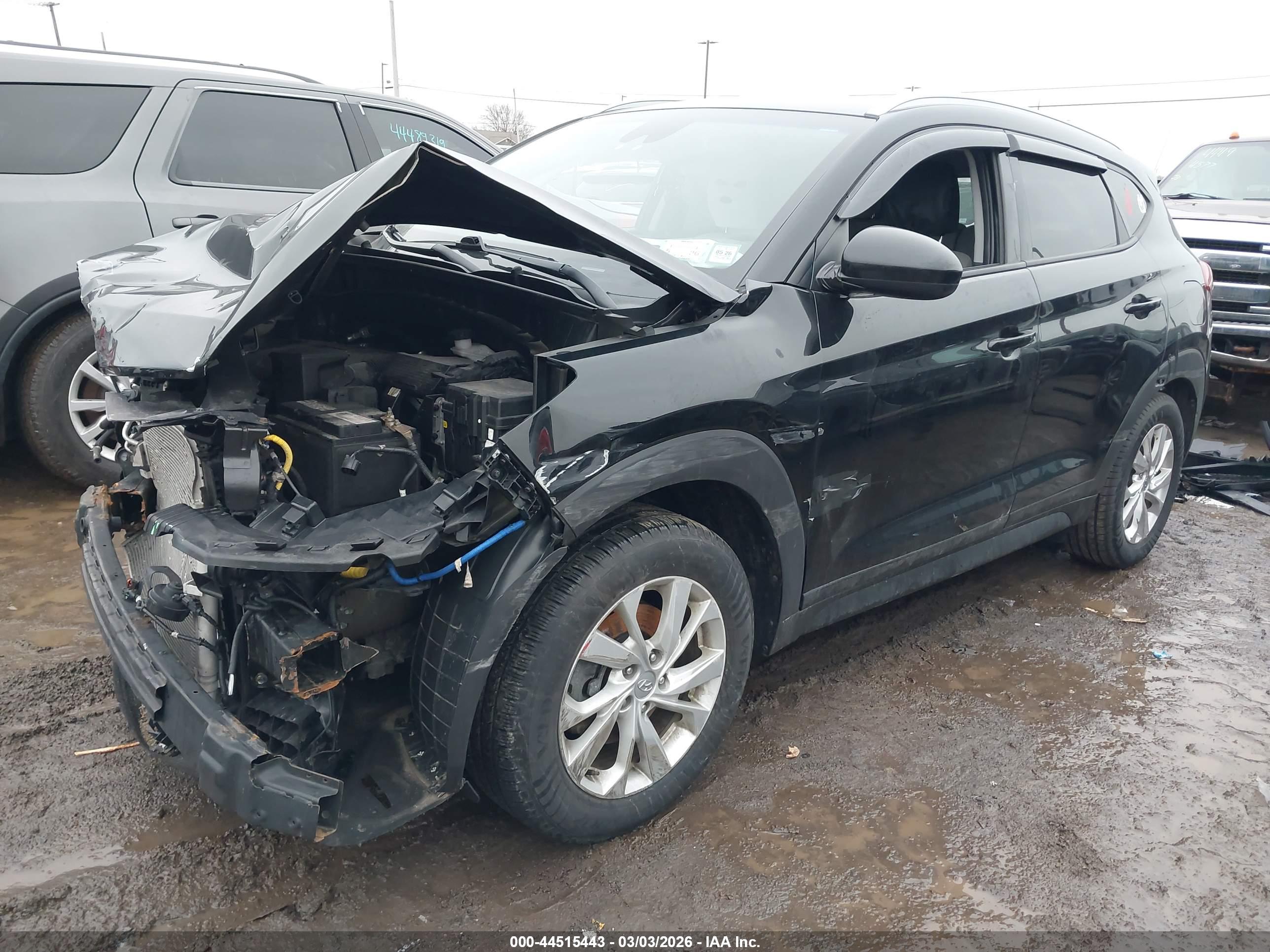 HYUNDAI TUCSON image 2