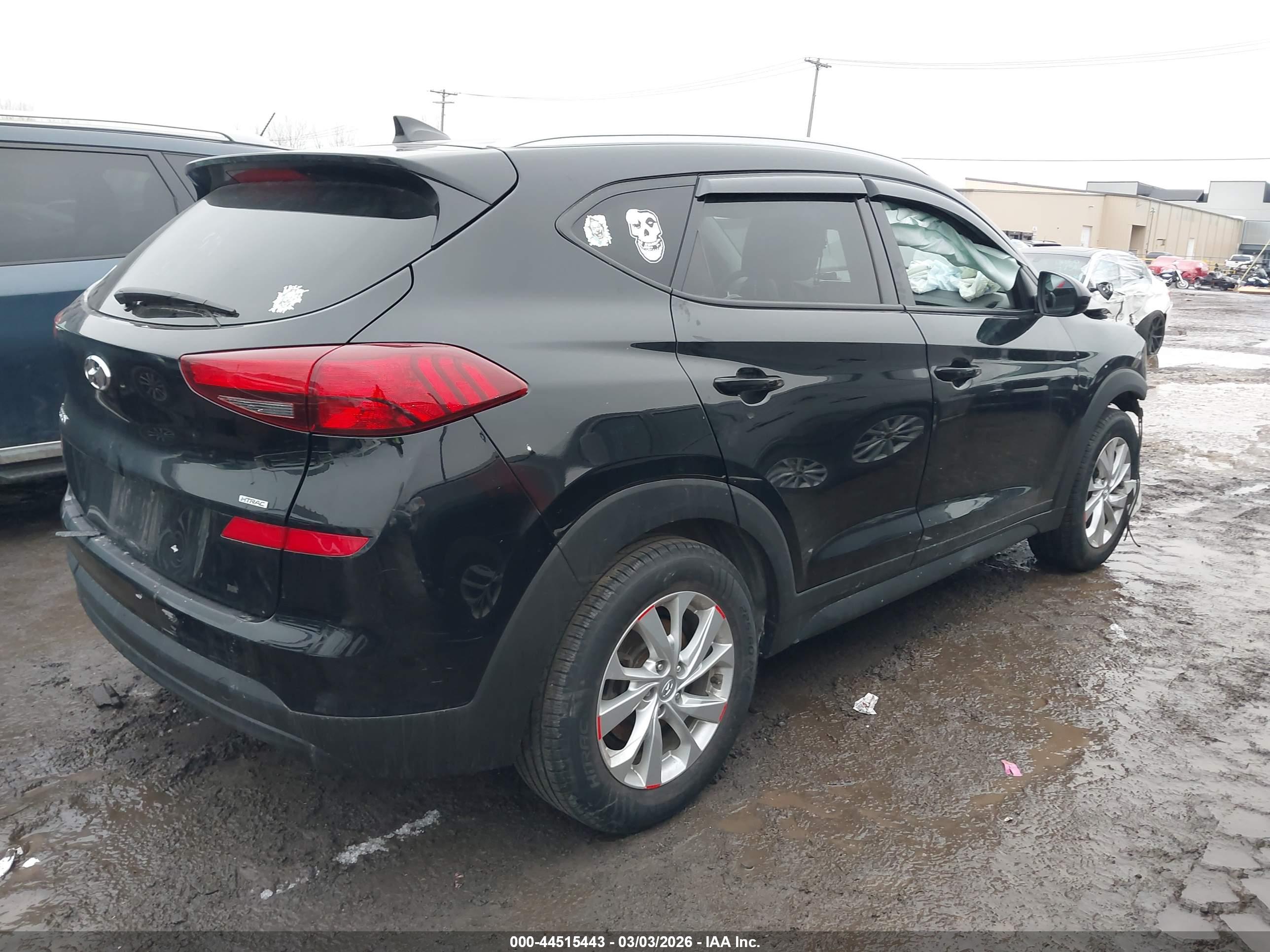 HYUNDAI TUCSON image 4