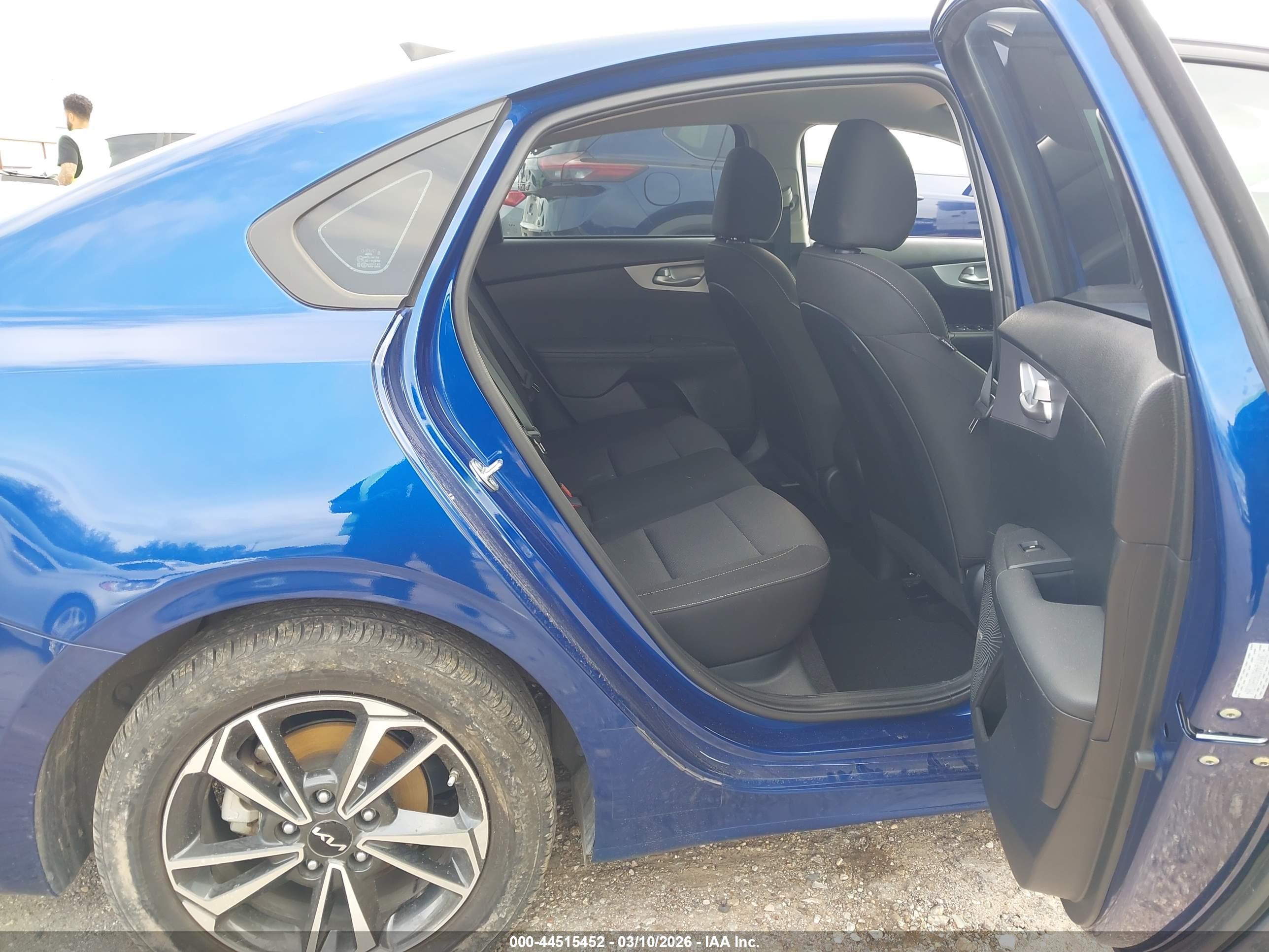 KIA FORTE image 8