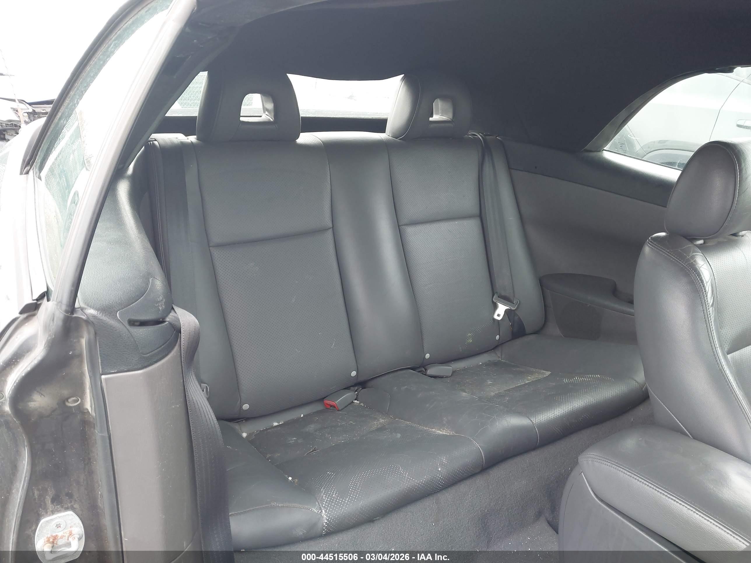 TOYOTA CAMRY image 8