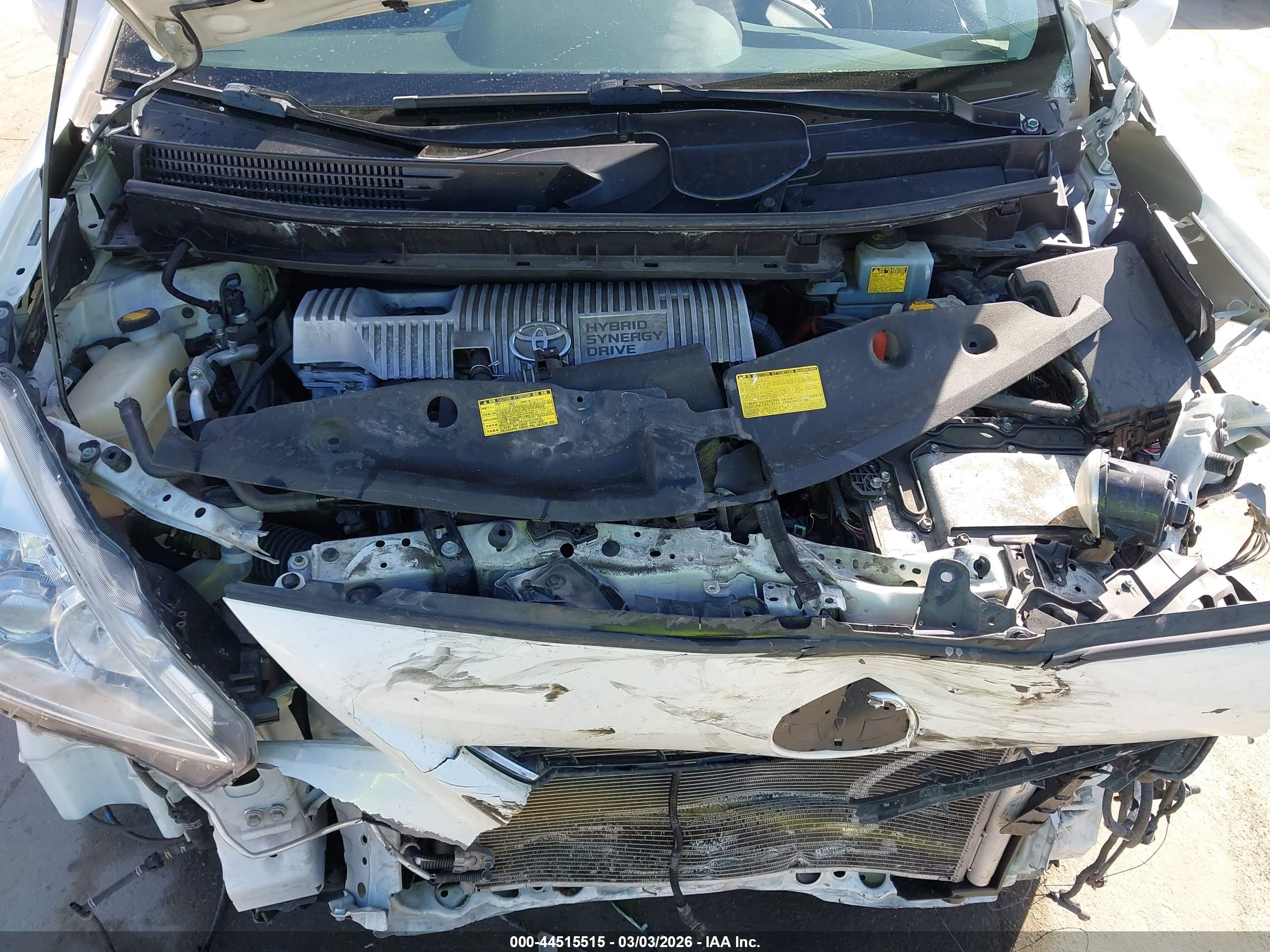 TOYOTA PRIUS image 10