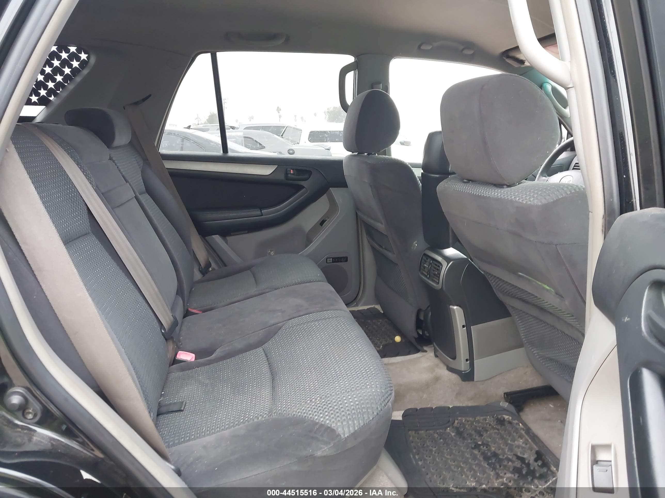 TOYOTA 4RUNNER image 8