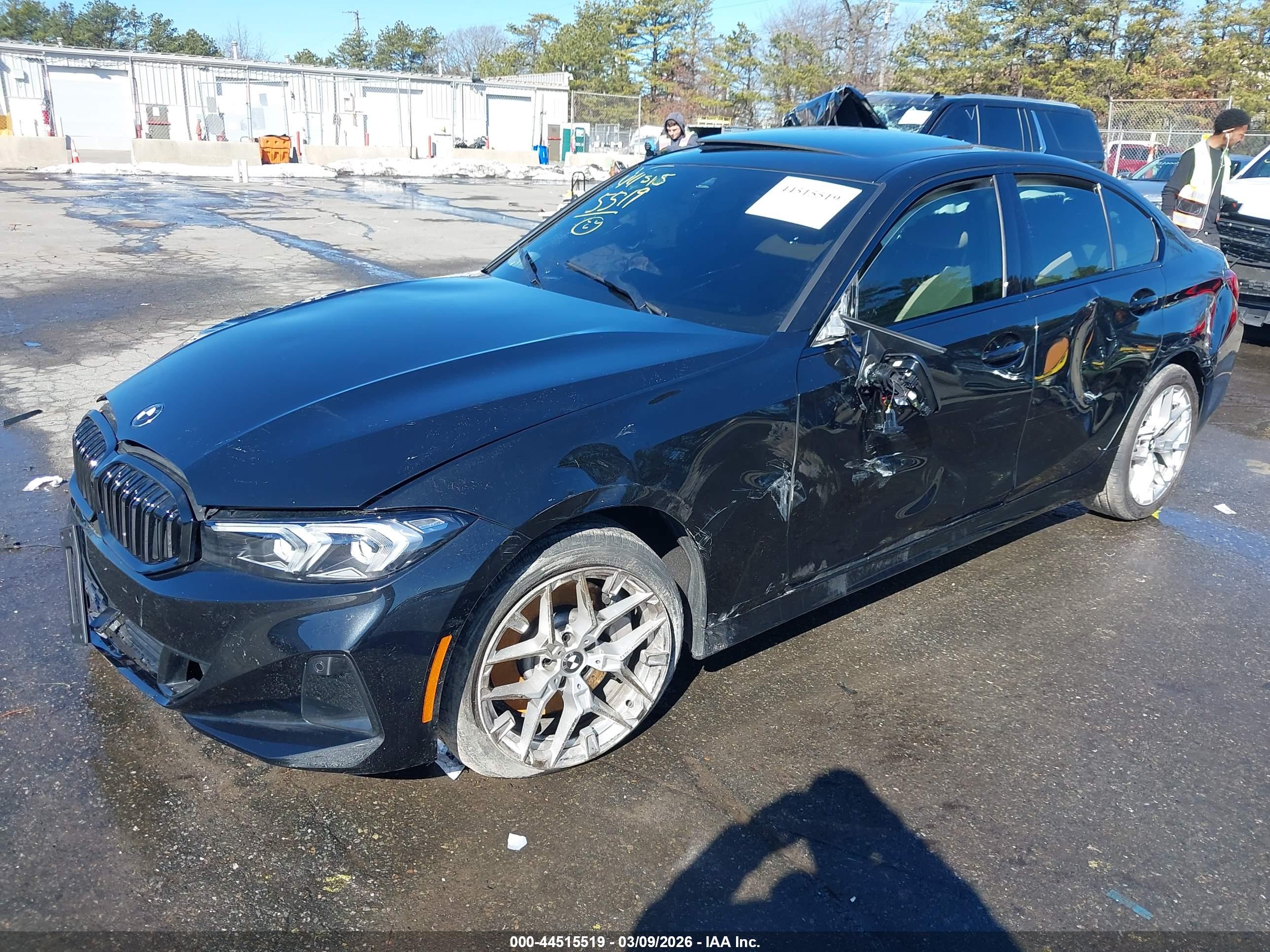BMW 330I image 2