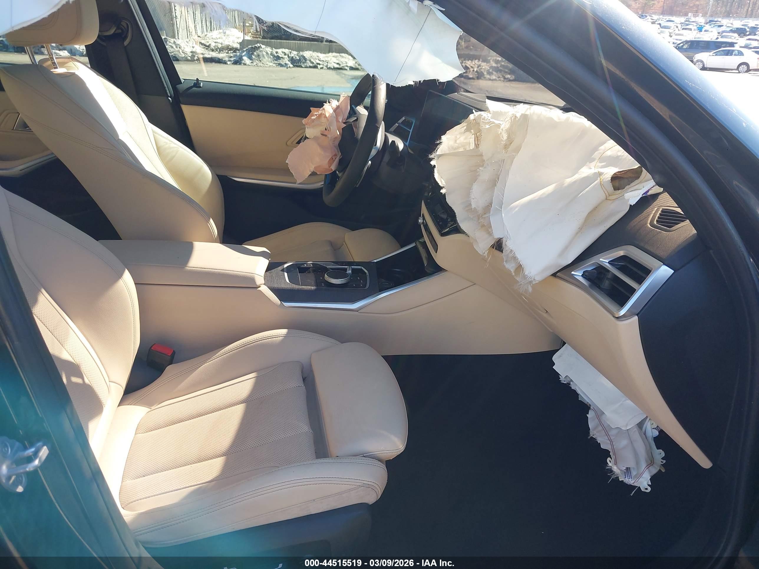 BMW 330I image 5