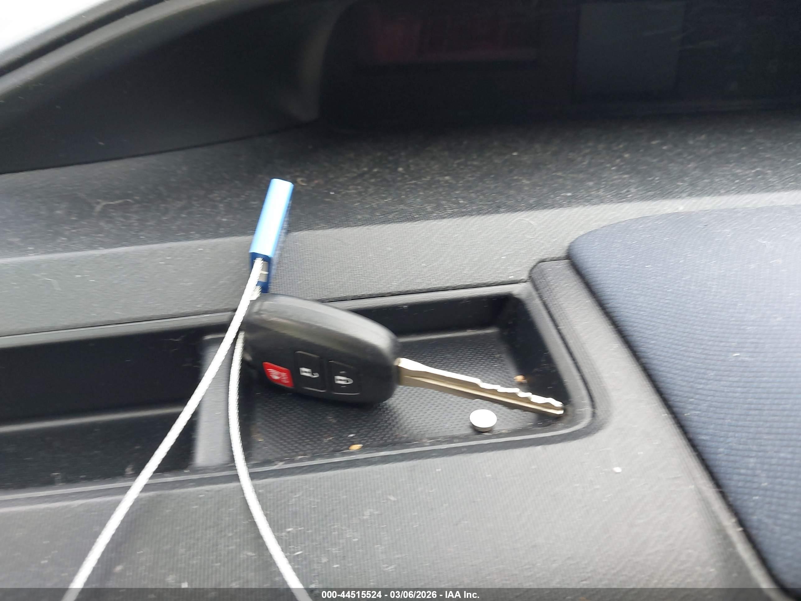 TOYOTA PRIUS image 11