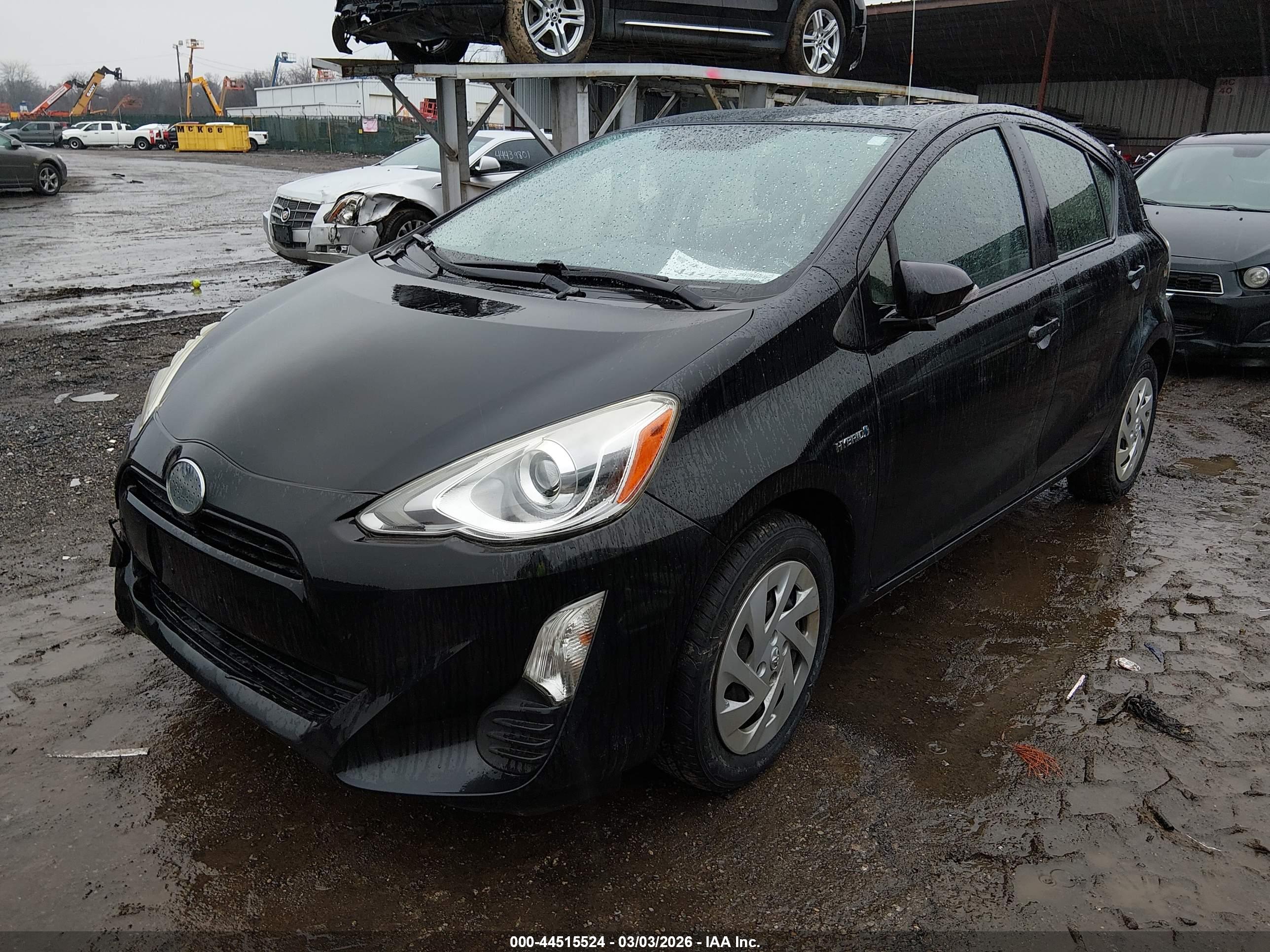 TOYOTA PRIUS image 2