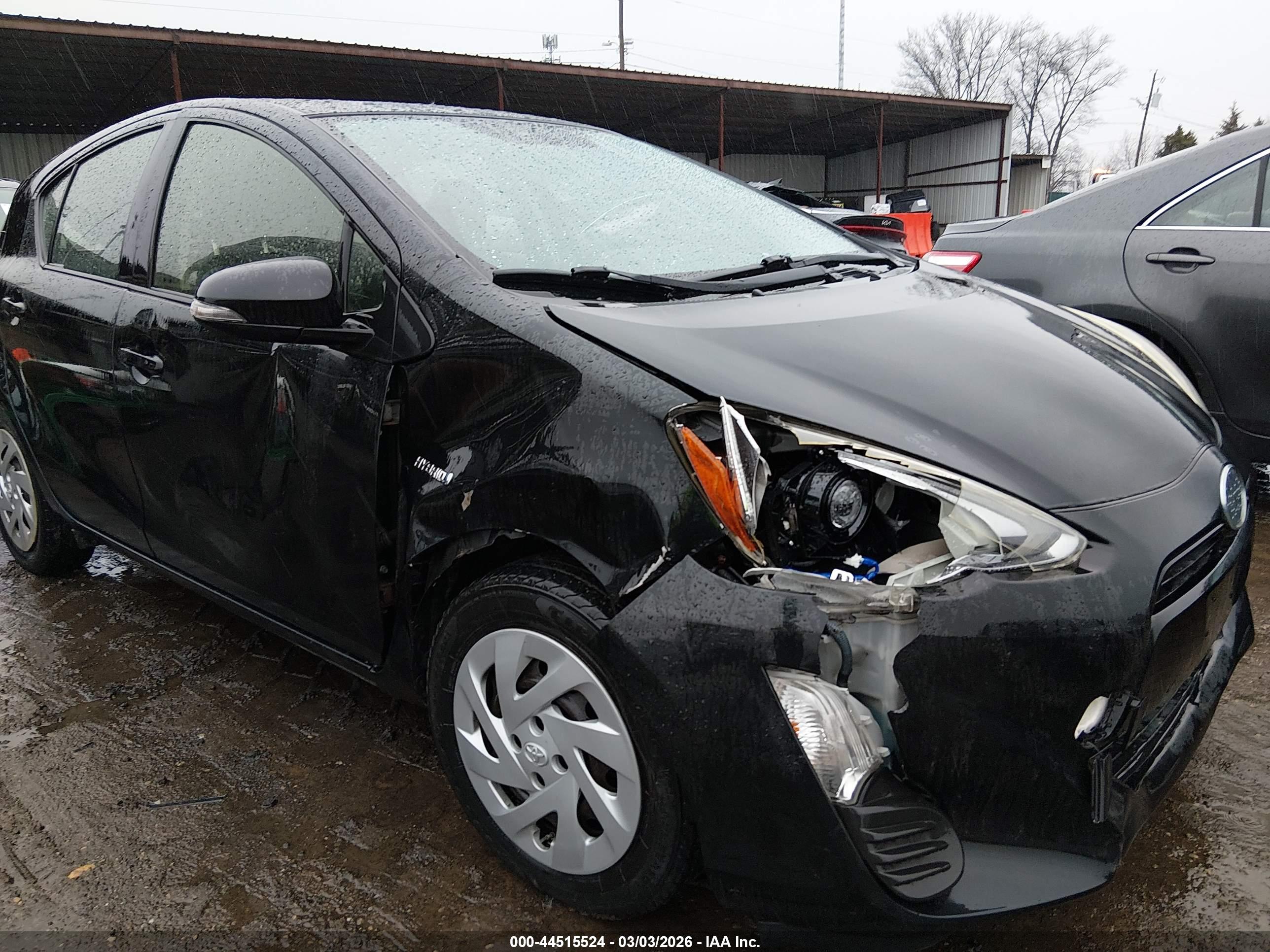 TOYOTA PRIUS image 6