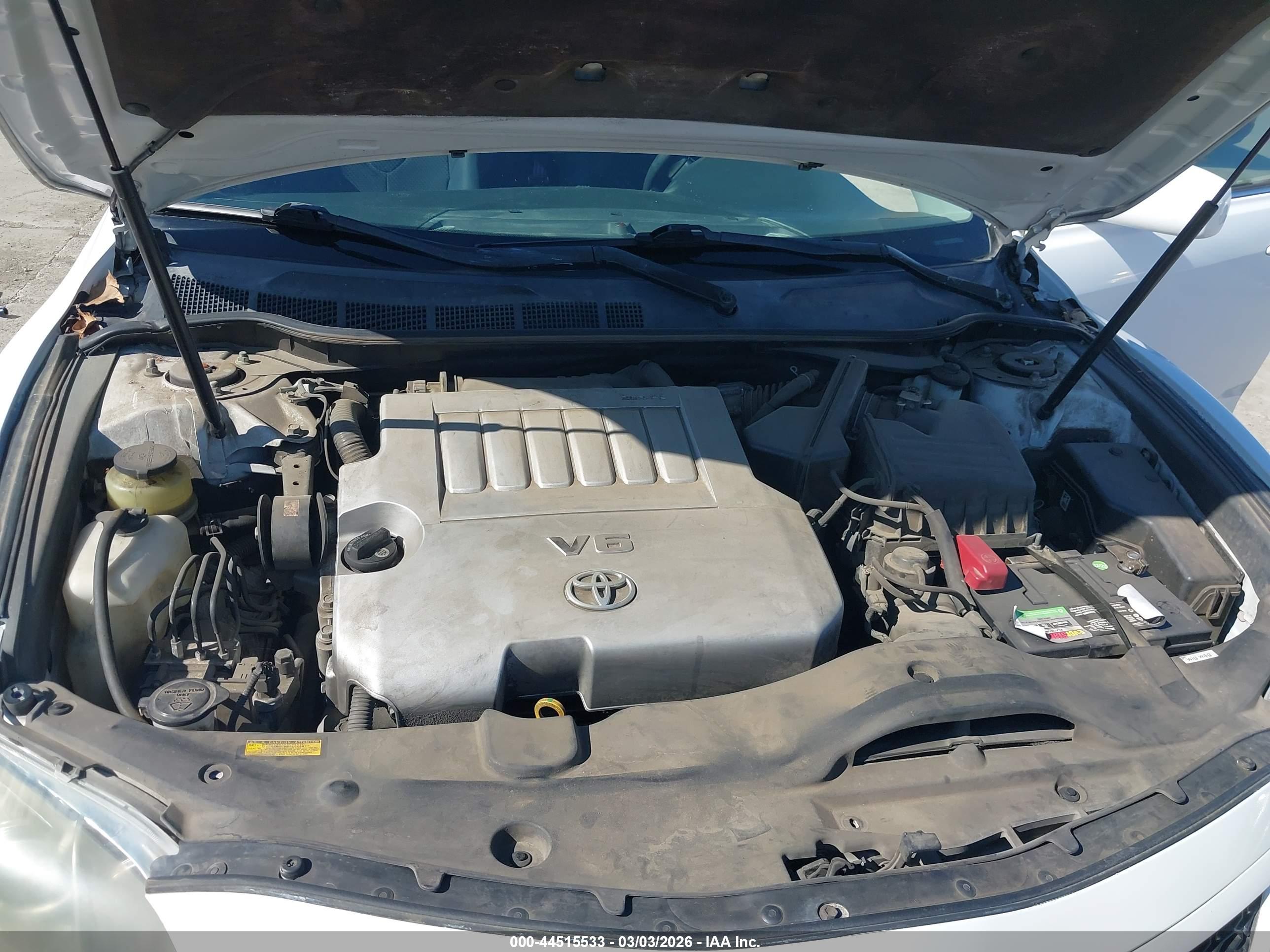 TOYOTA CAMRY image 10