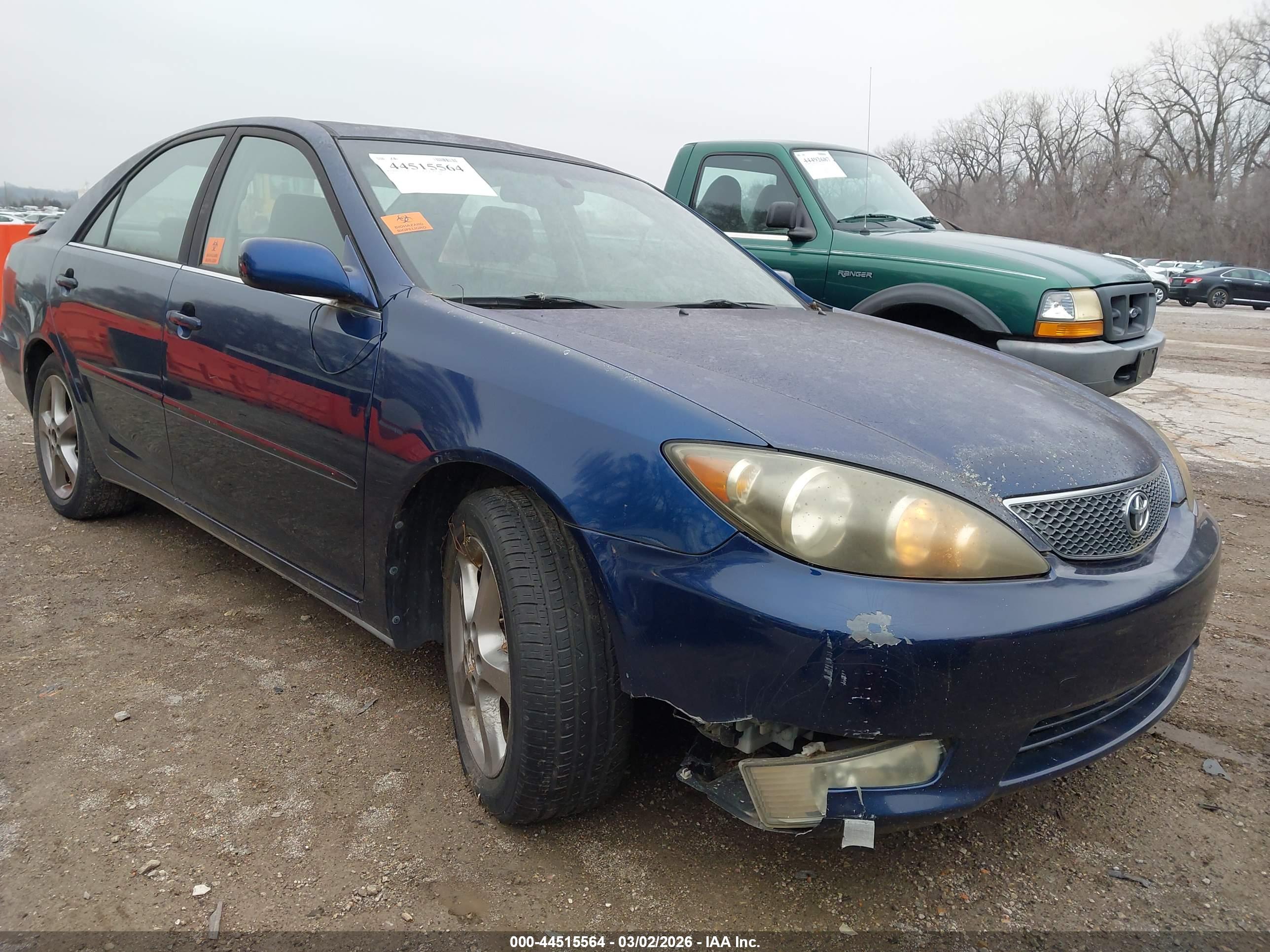 TOYOTA CAMRY image 6