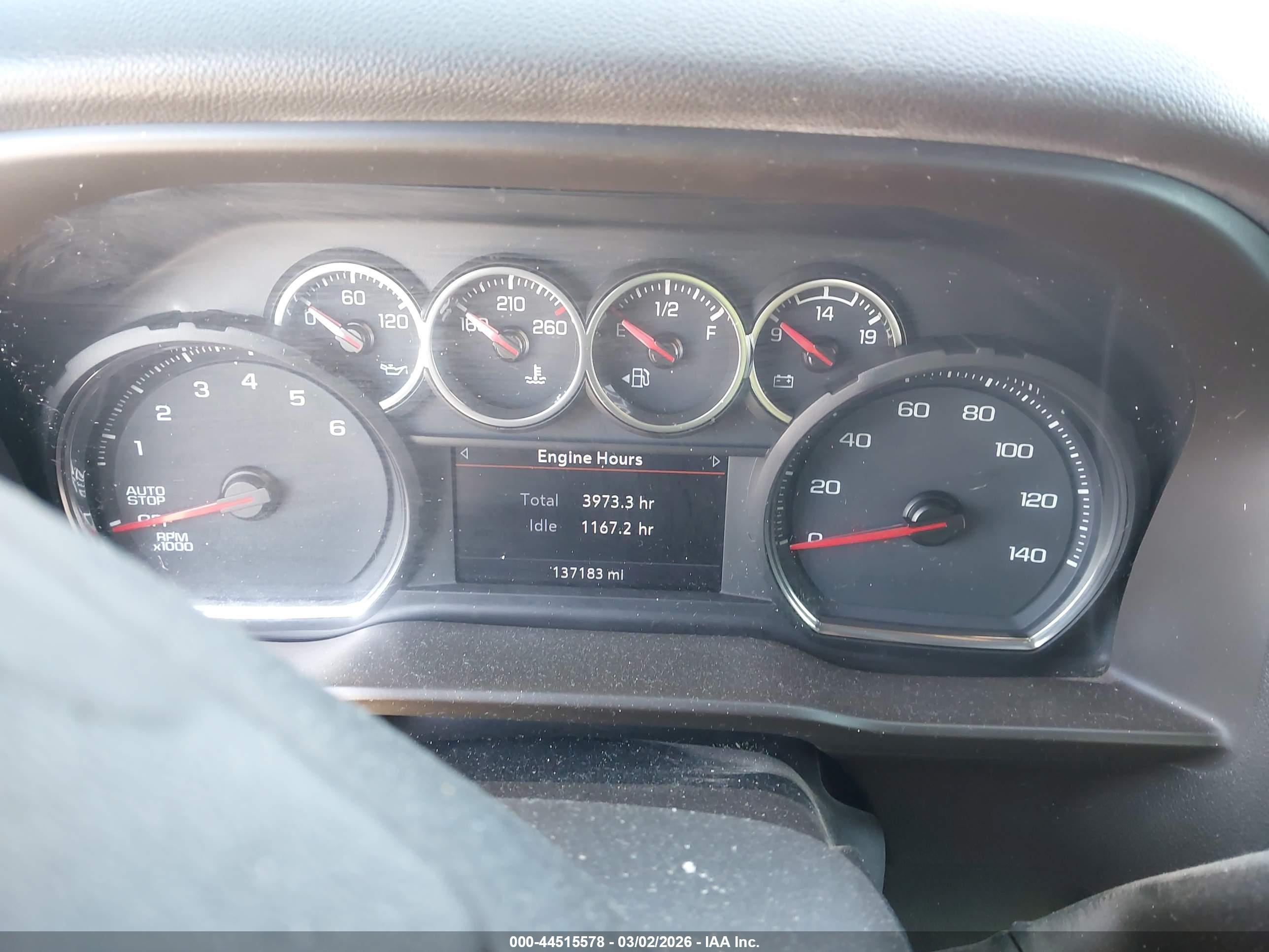 CHEVROLET SILVERADO image 7