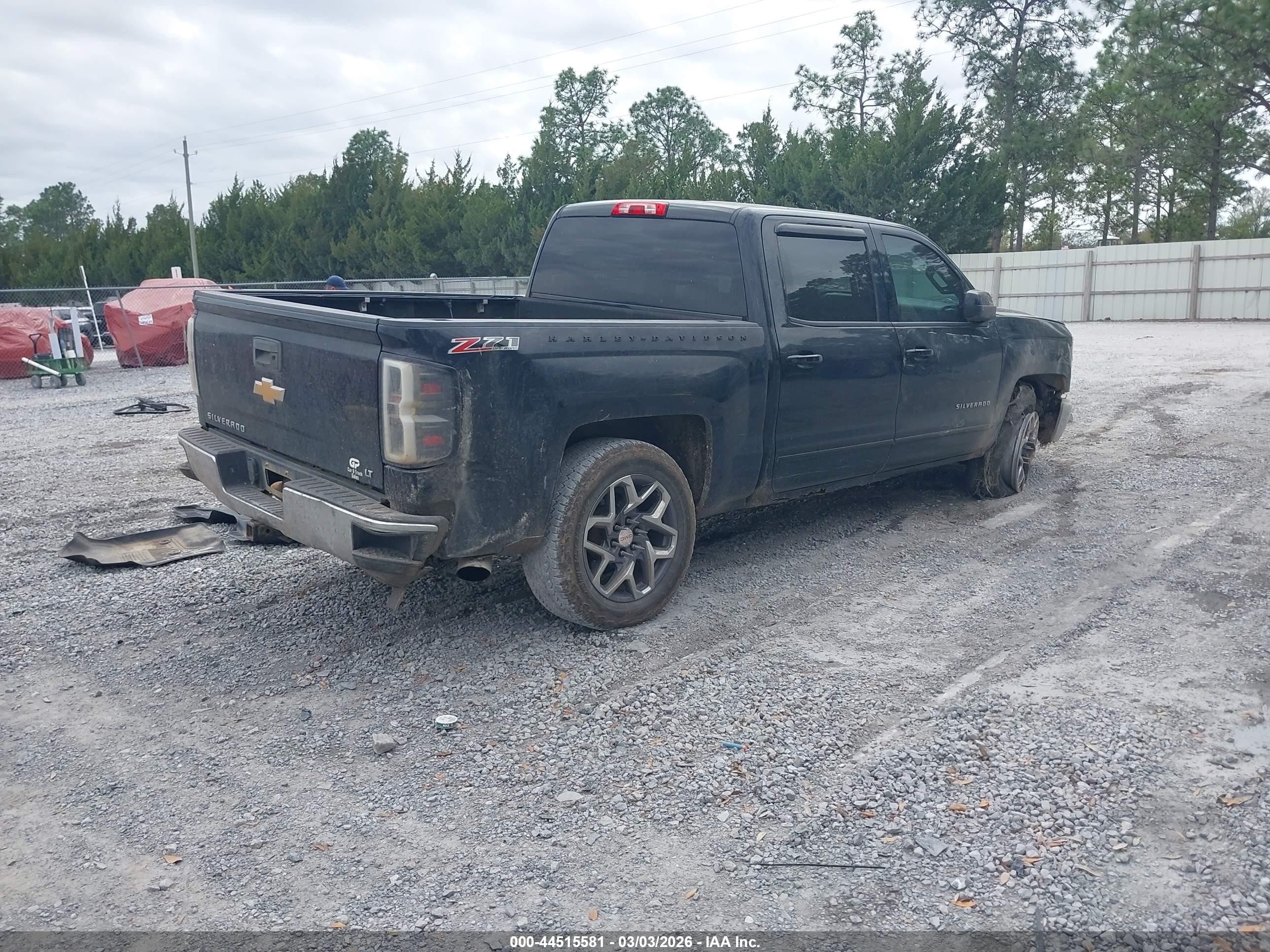CHEVROLET SILVERADO image 4