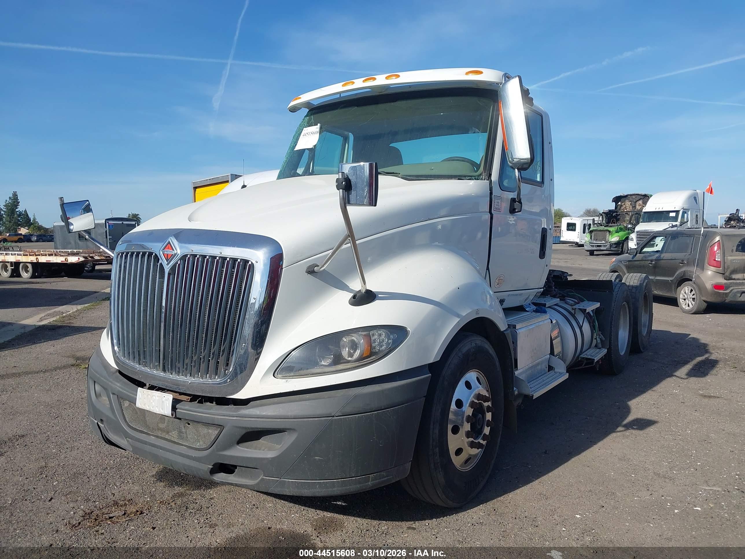 INTERNATIONAL PROSTAR+ image 2