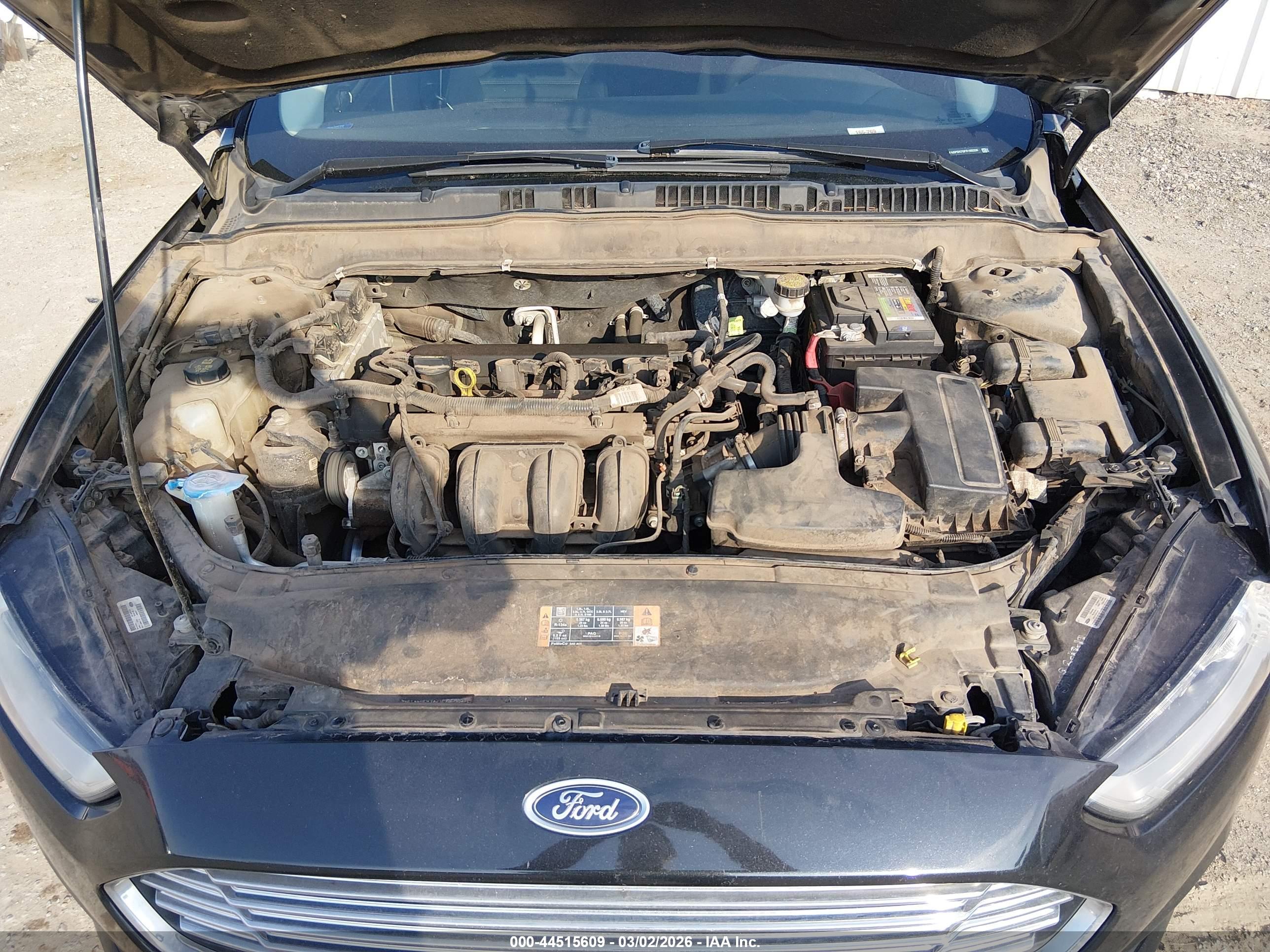 FORD FUSION image 10