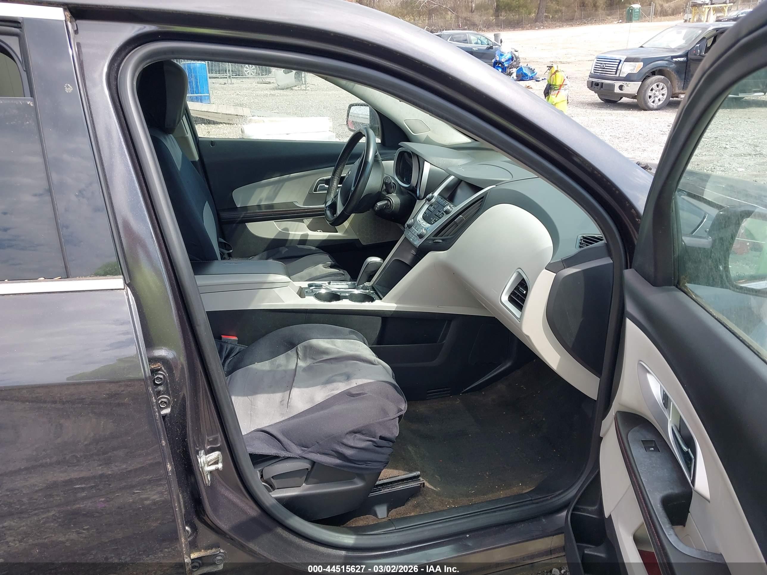 CHEVROLET EQUINOX image 5