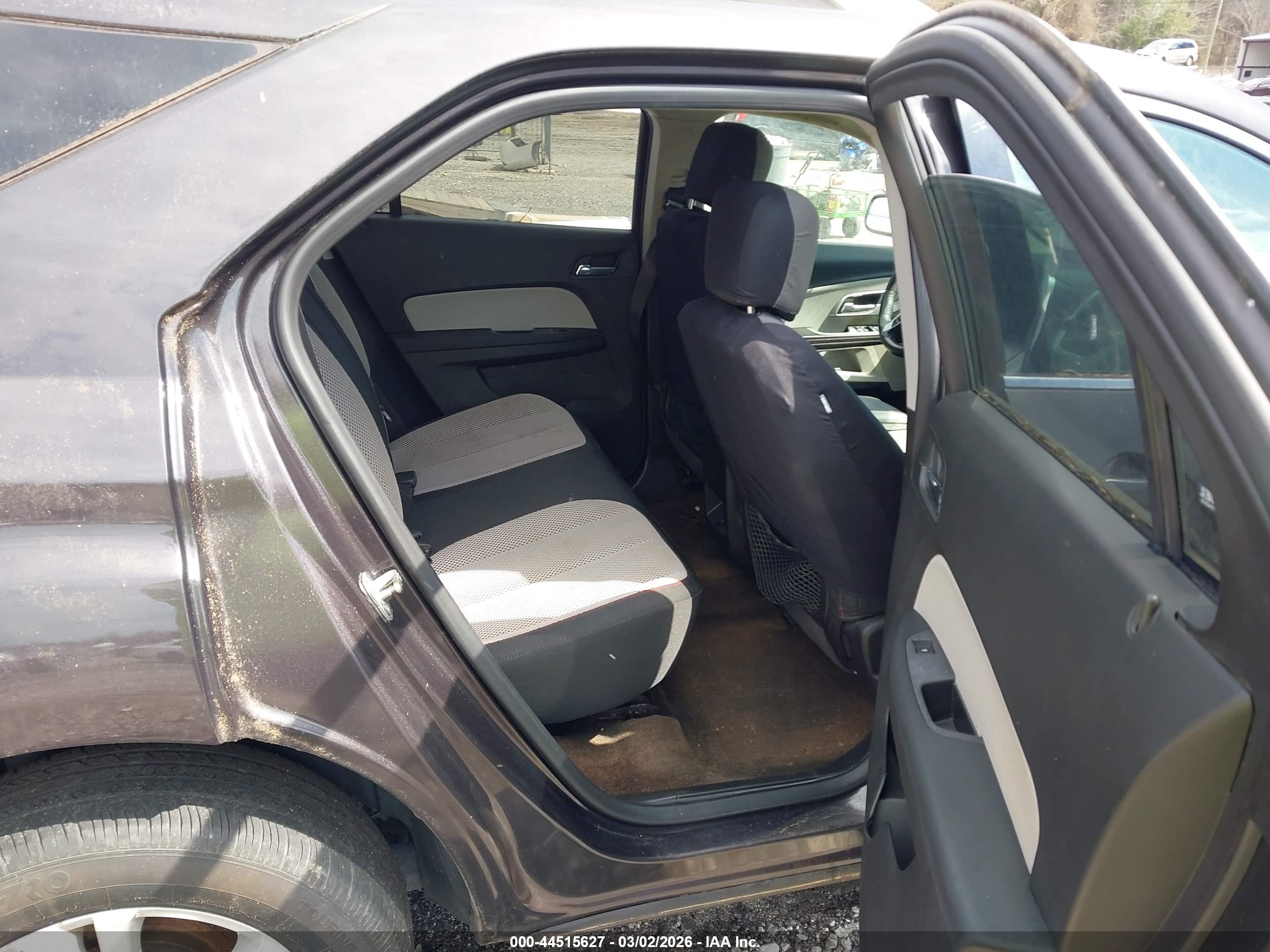 CHEVROLET EQUINOX image 8