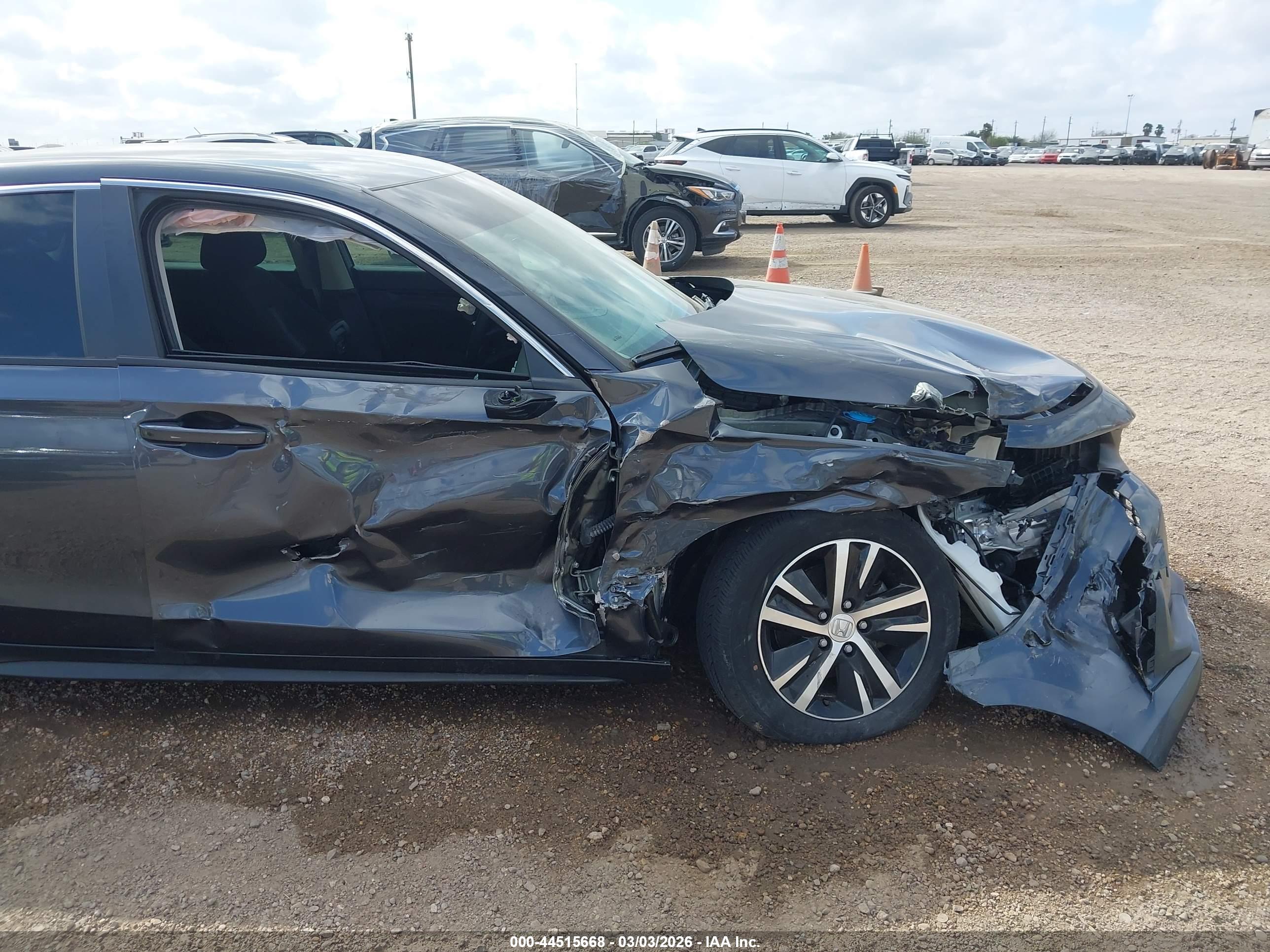 HONDA CIVIC image 6