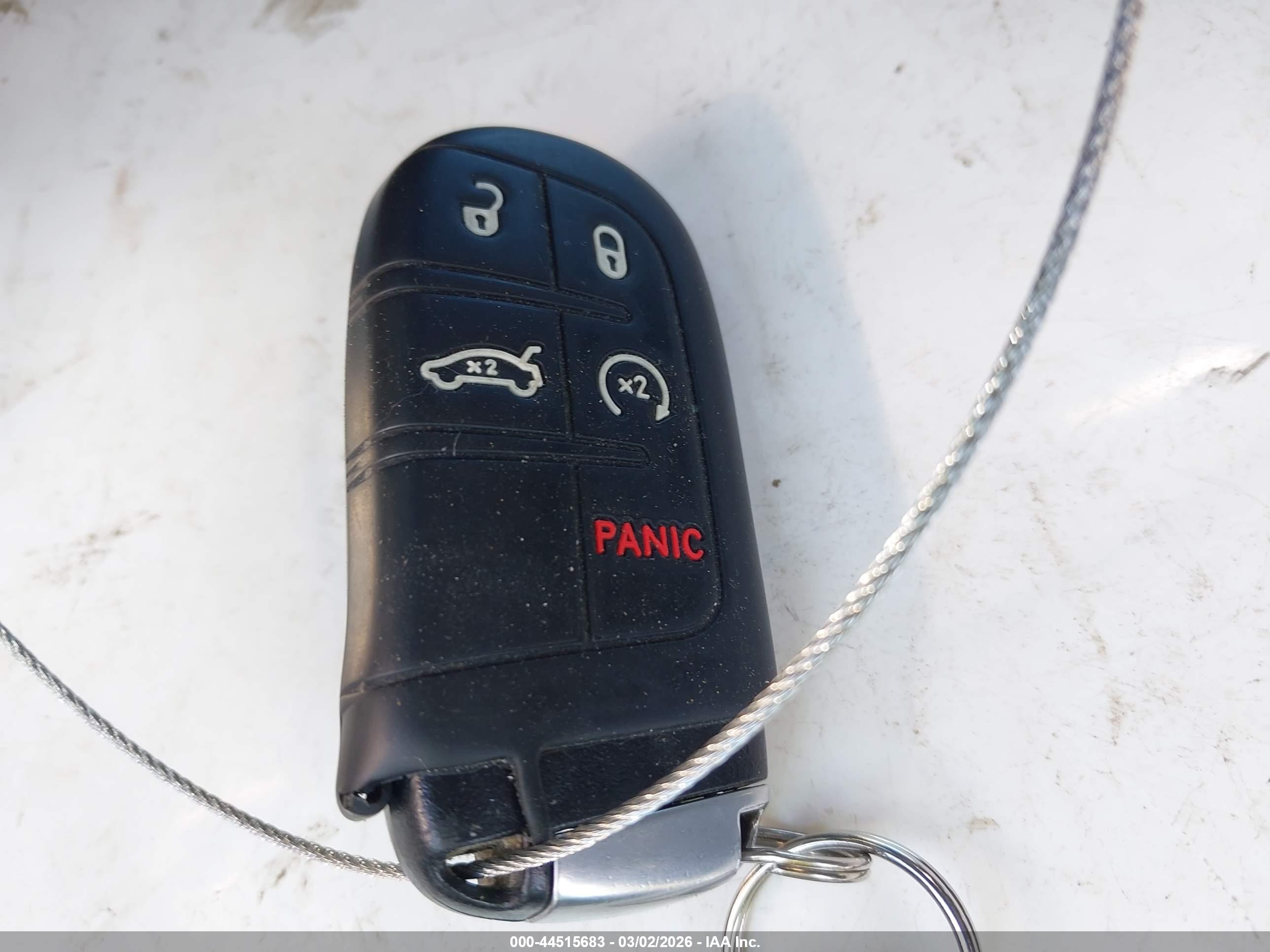 JEEP CHEROKEE image 11