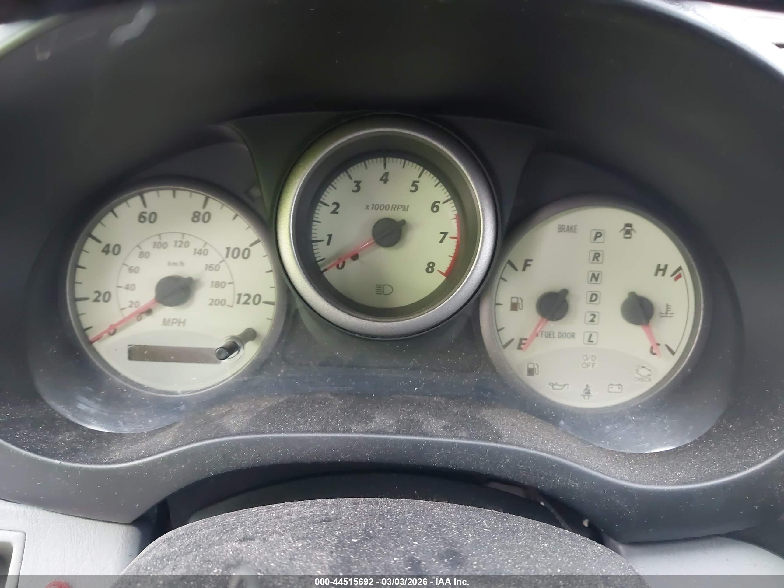 TOYOTA RAV4 image 7