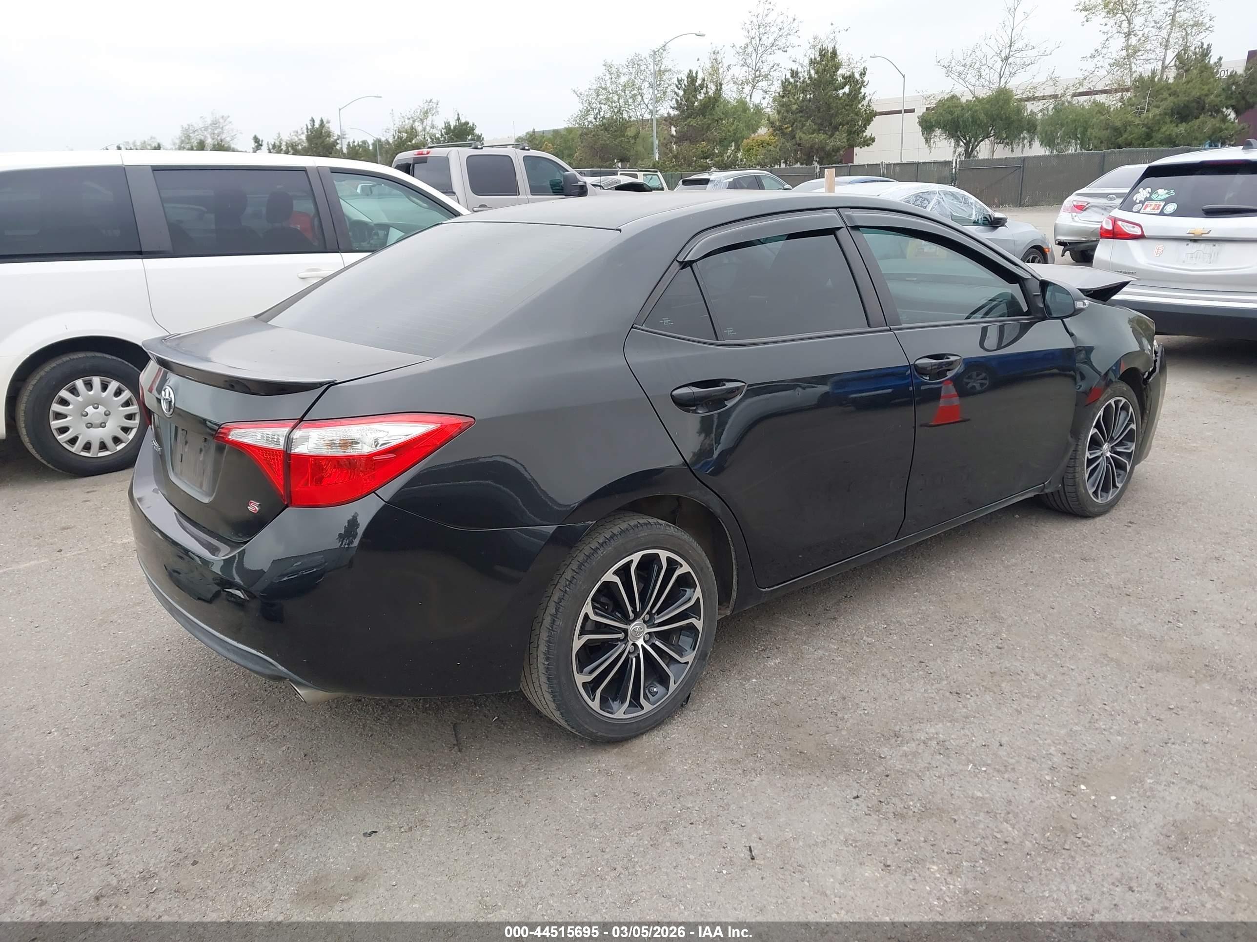 TOYOTA COROLLA image 4