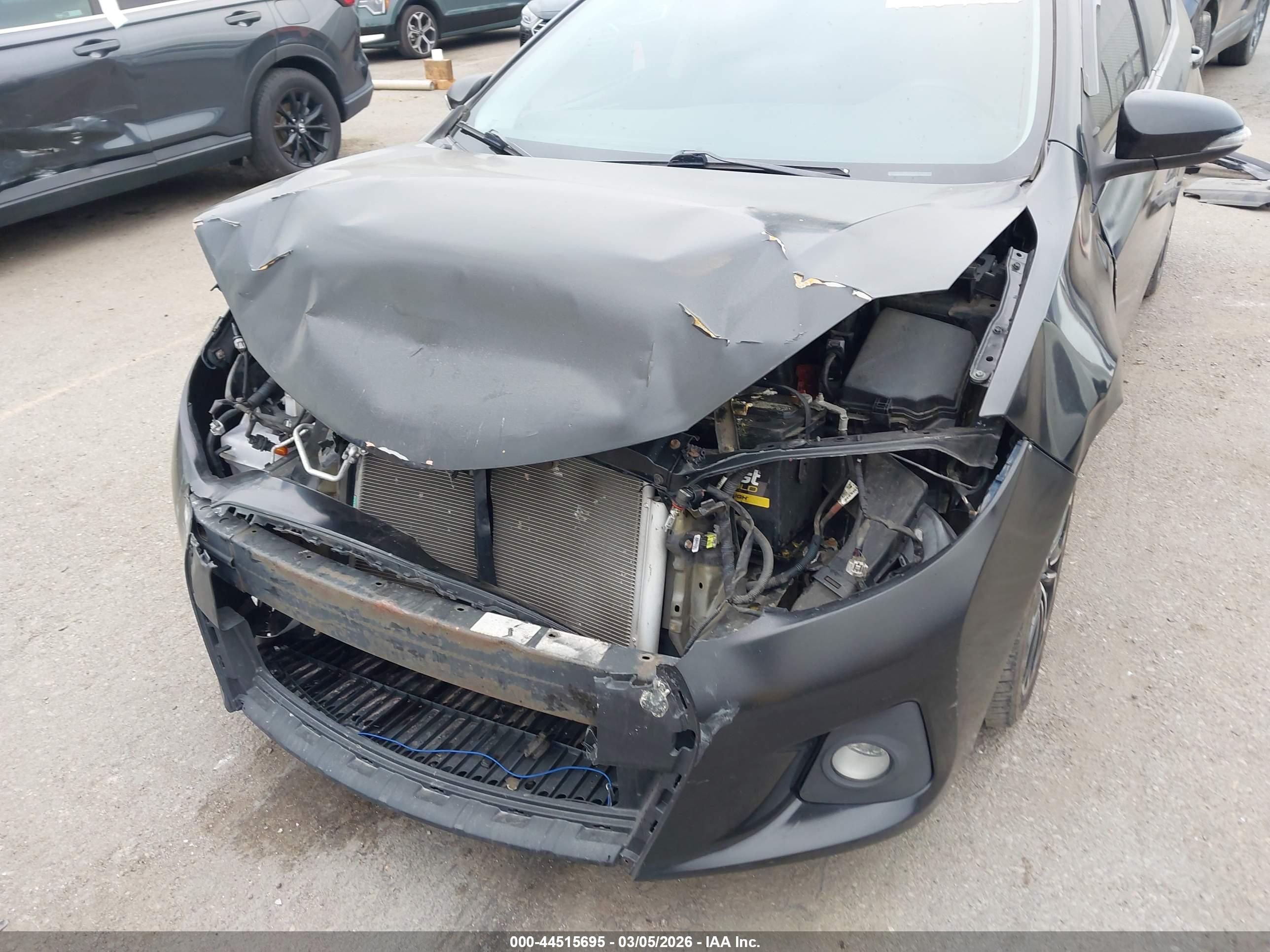 TOYOTA COROLLA image 6