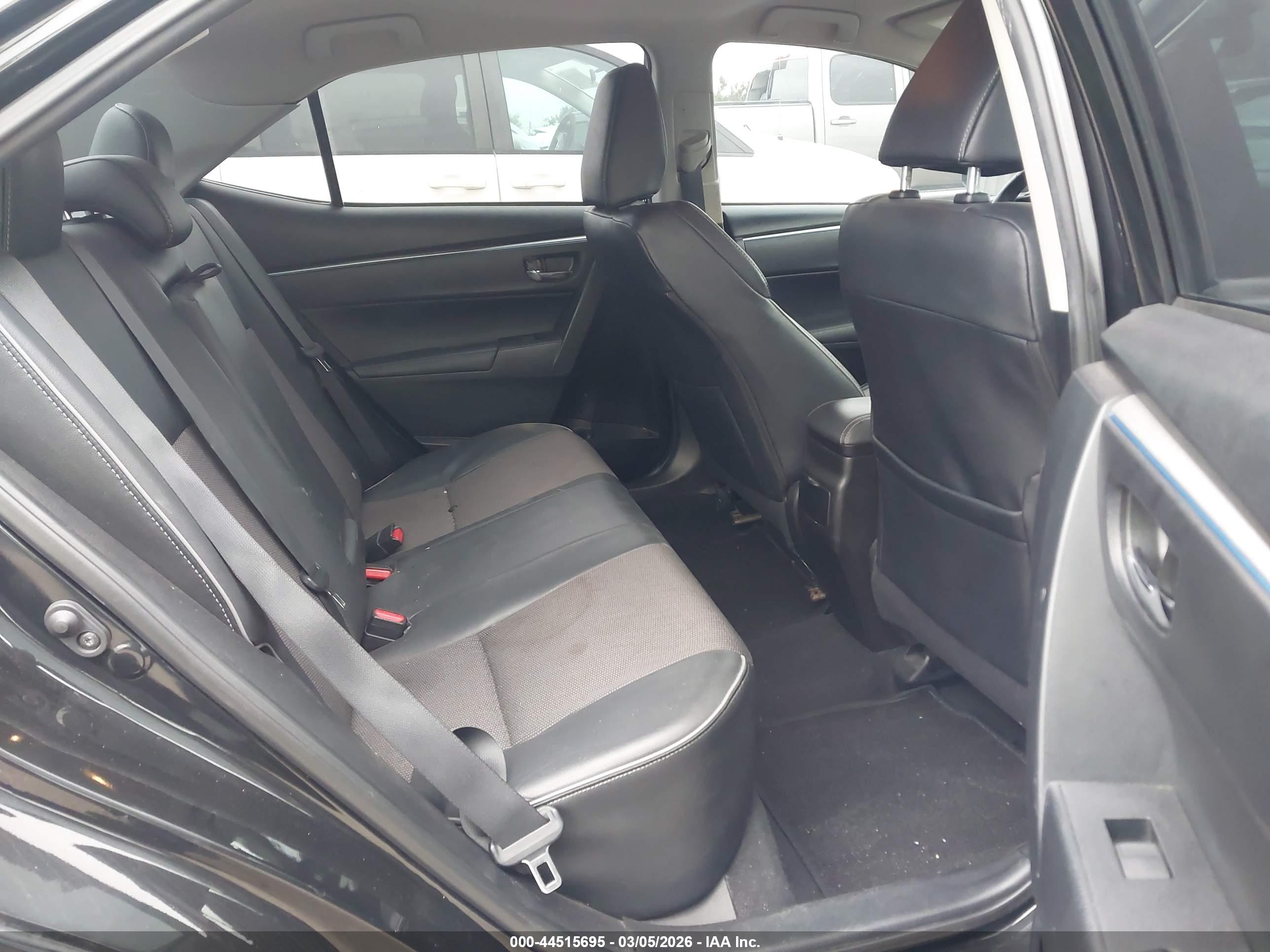 TOYOTA COROLLA image 8