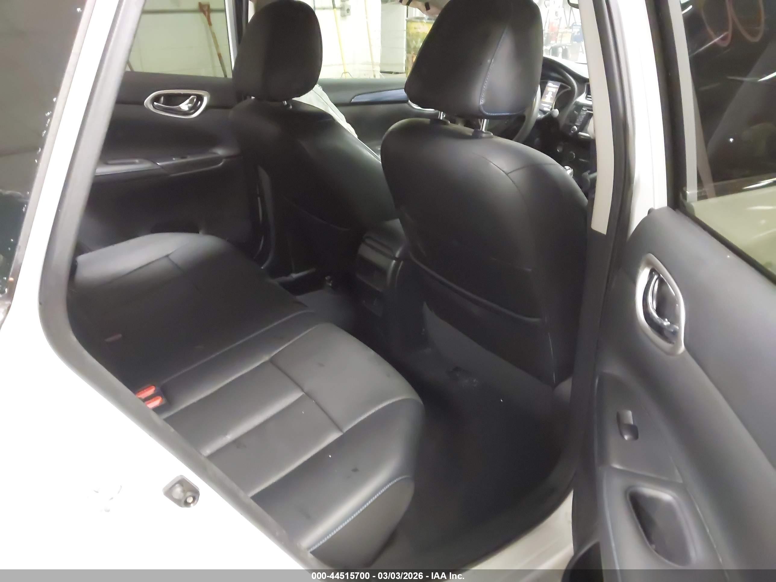 NISSAN SENTRA image 8