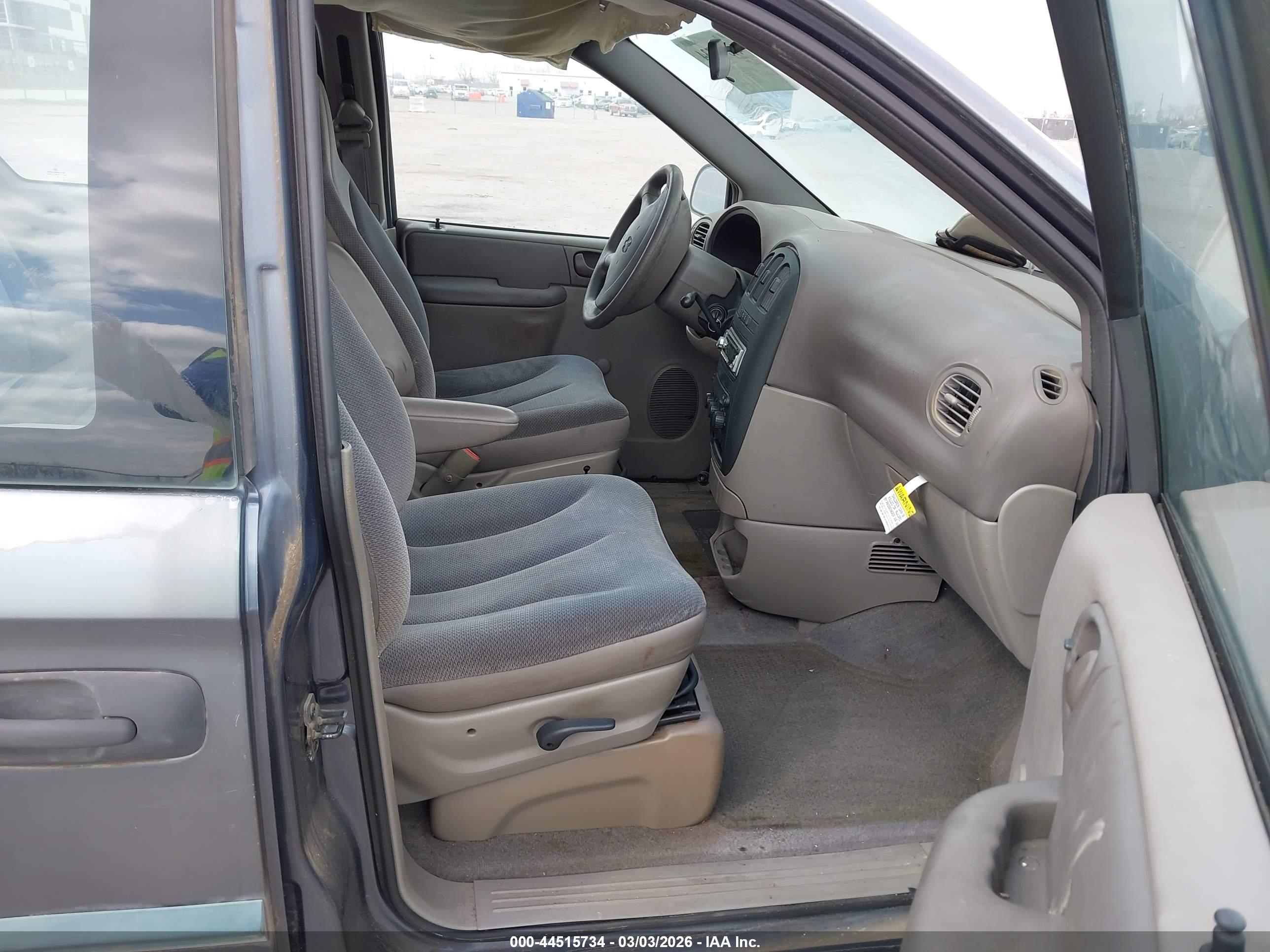 DODGE CARAVAN image 5