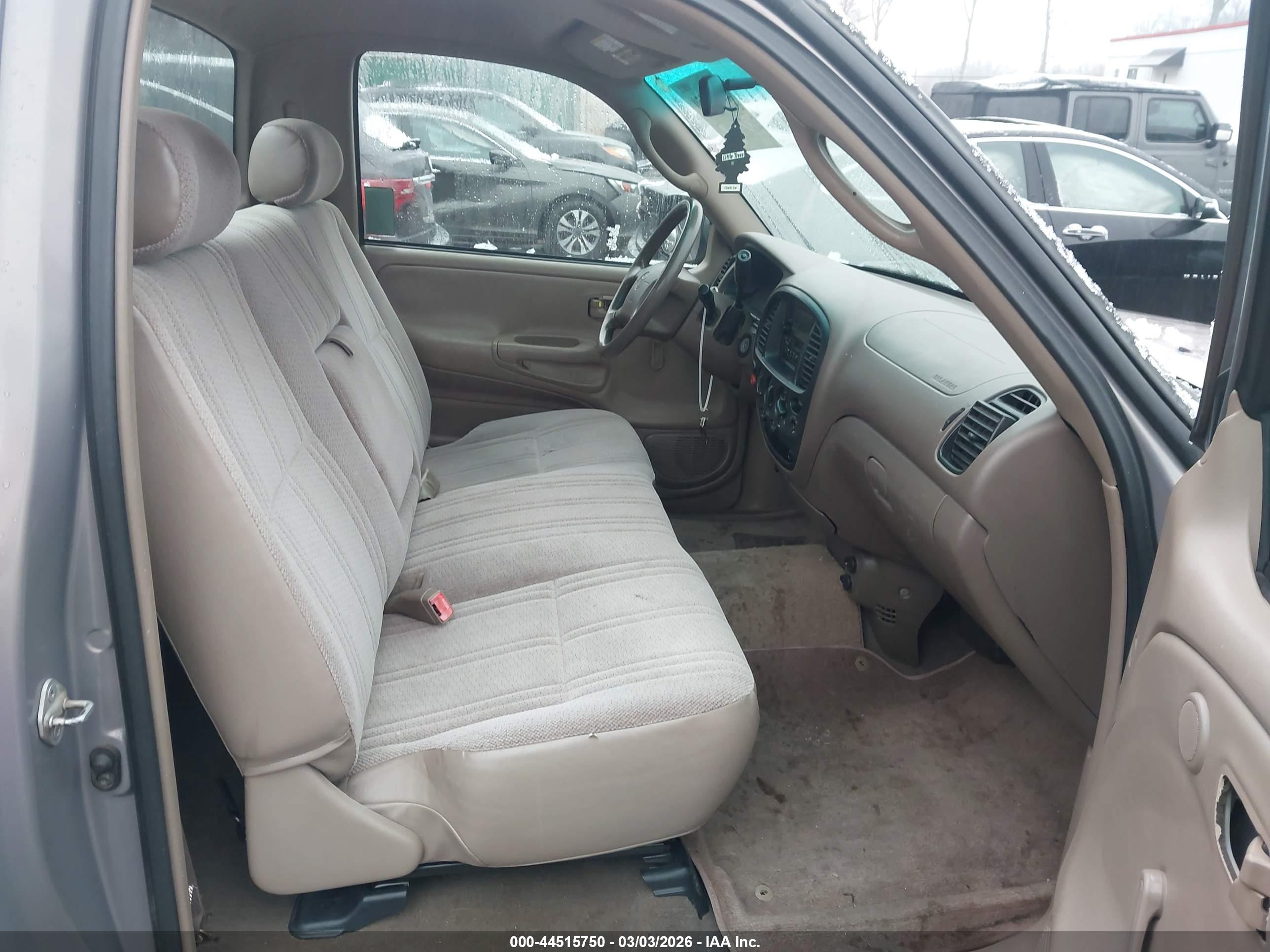 TOYOTA TUNDRA image 5