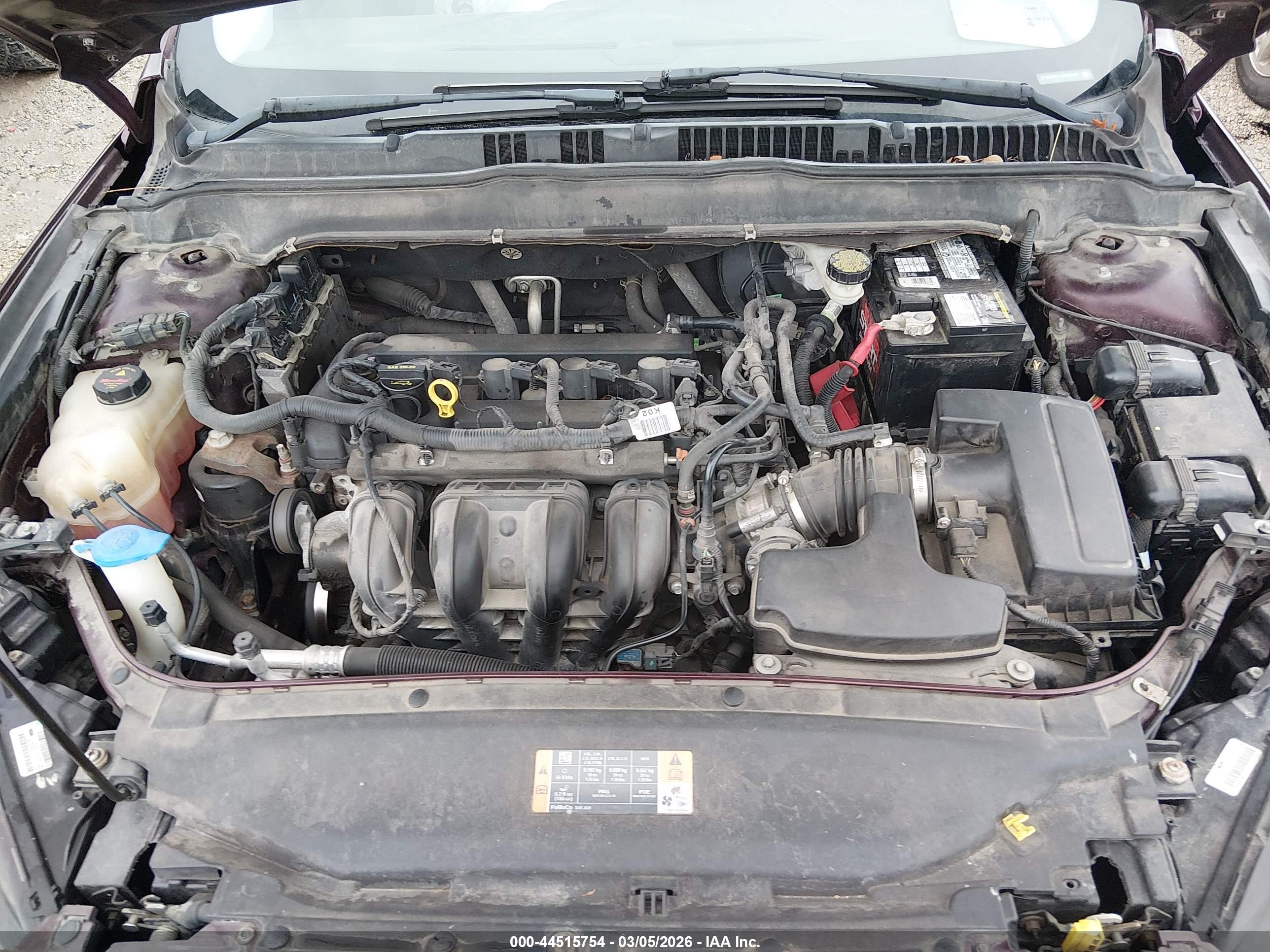 FORD FUSION image 10