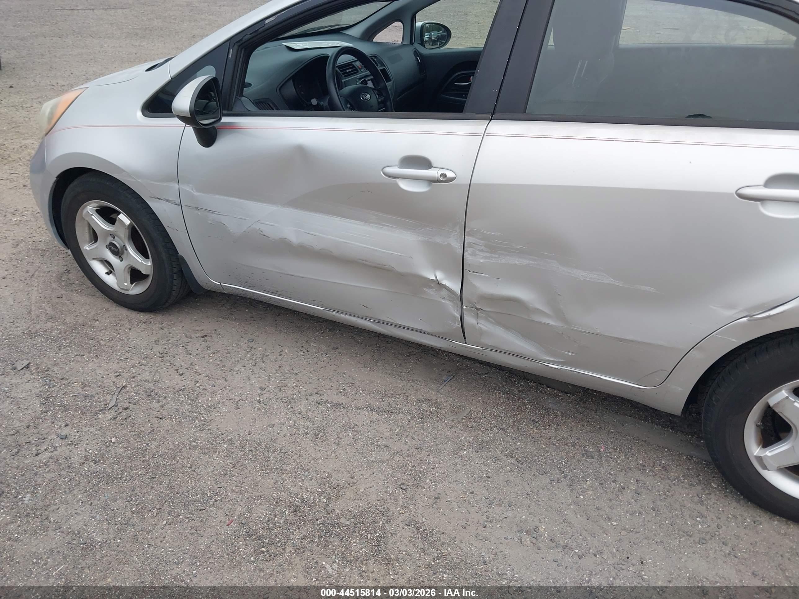 KIA RIO image 6