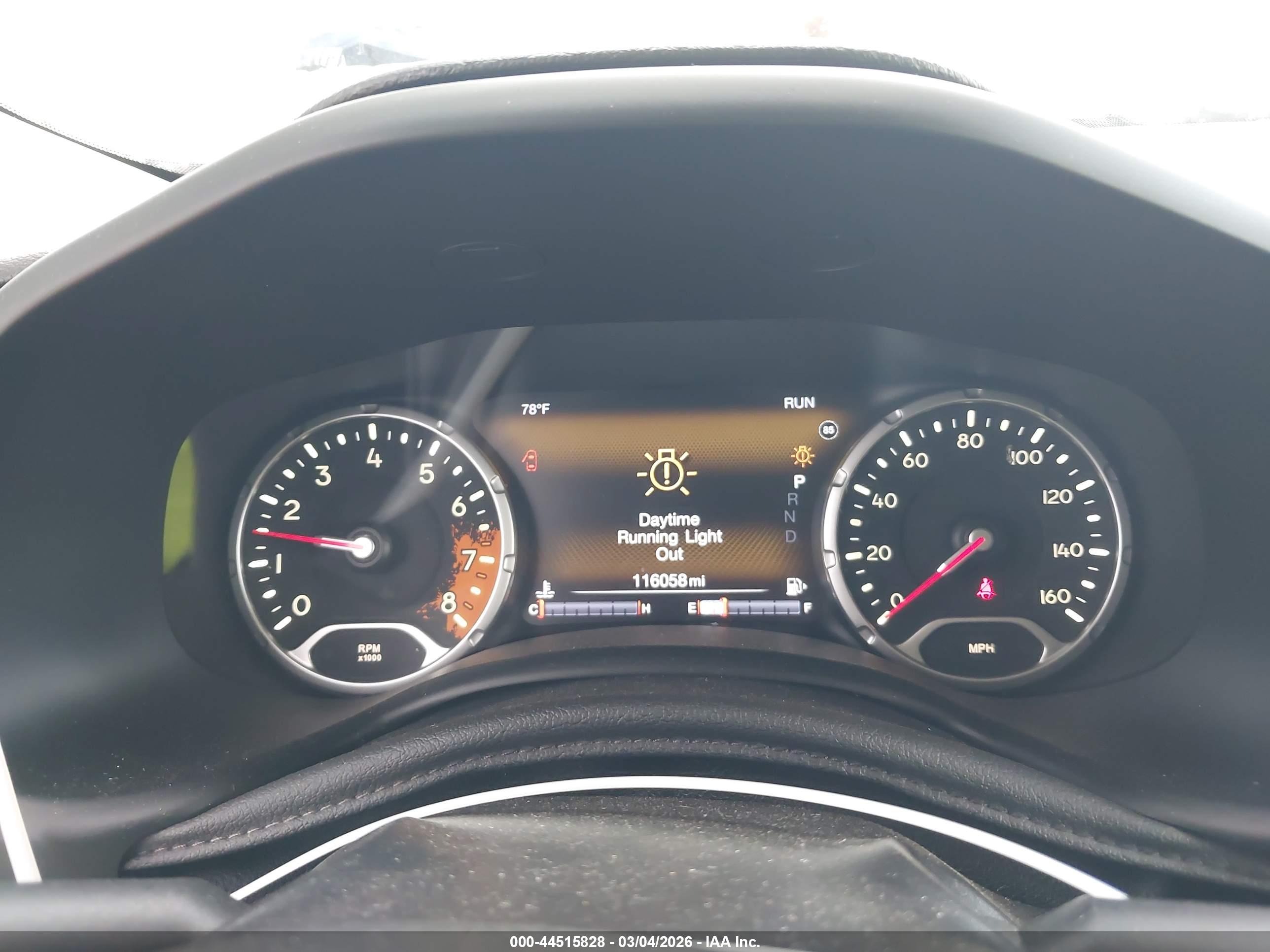 JEEP RENEGADE image 7