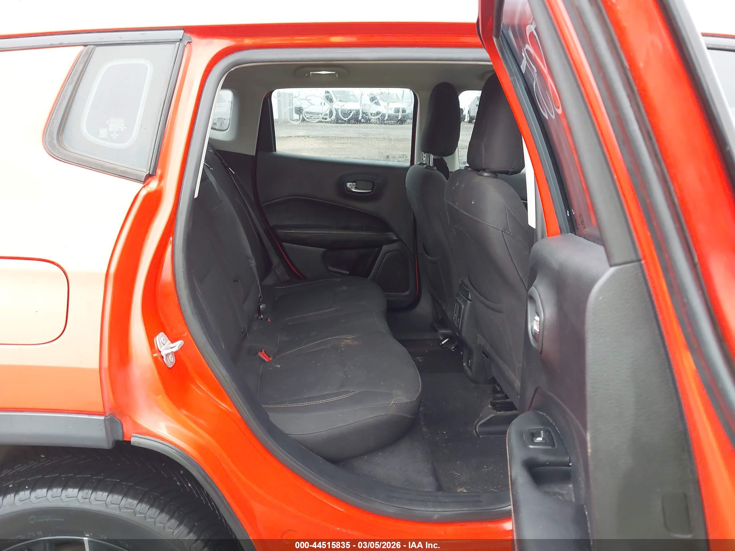 JEEP COMPASS image 8