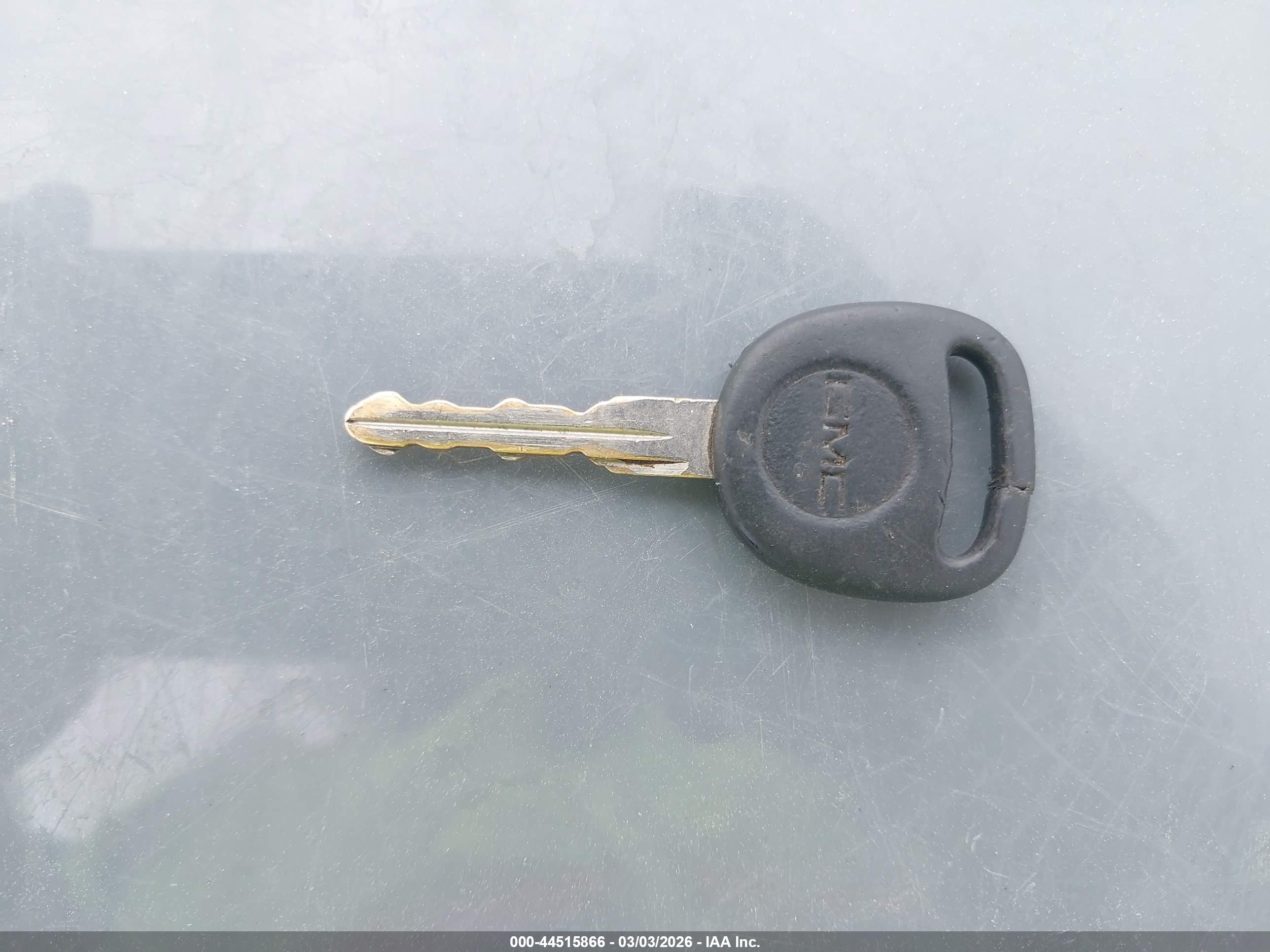 GMC YUKON image 11