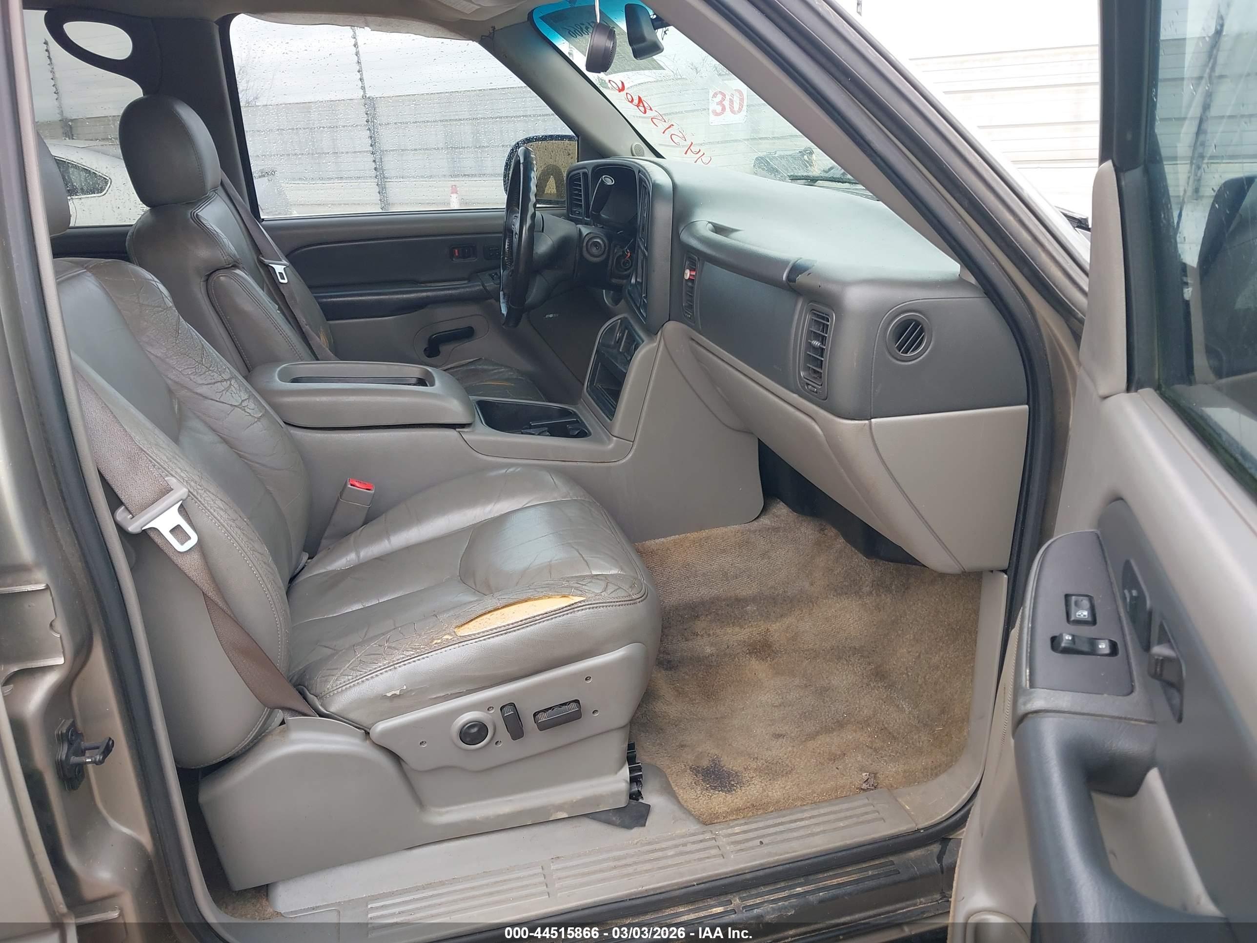 GMC YUKON image 5