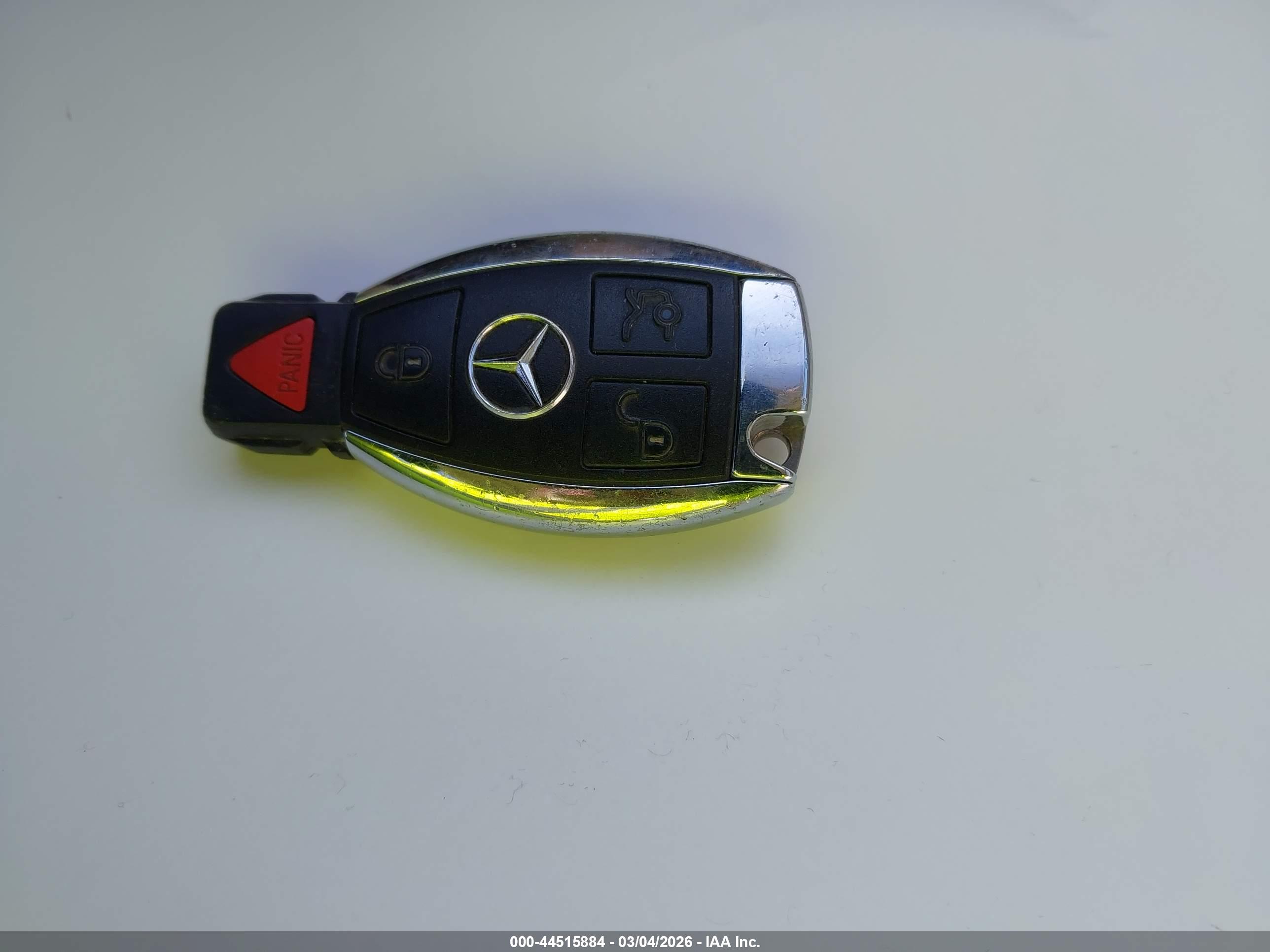 MERCEDES-BENZ E image 11