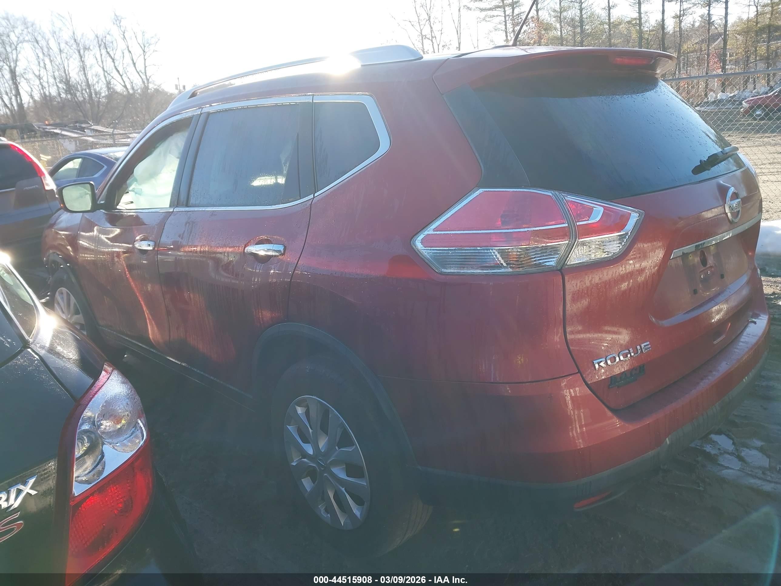 NISSAN ROGUE image 3