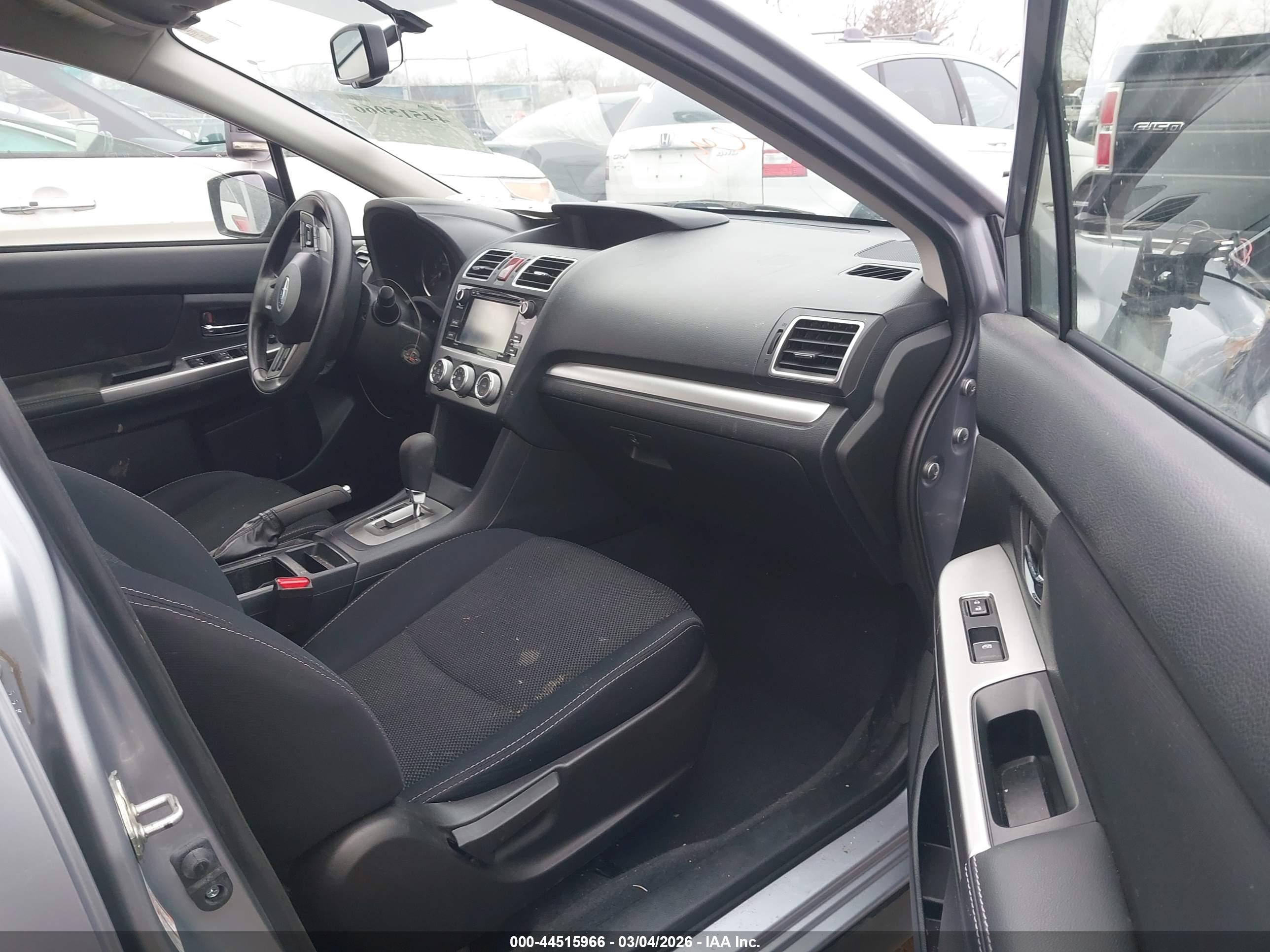 SUBARU XV image 5