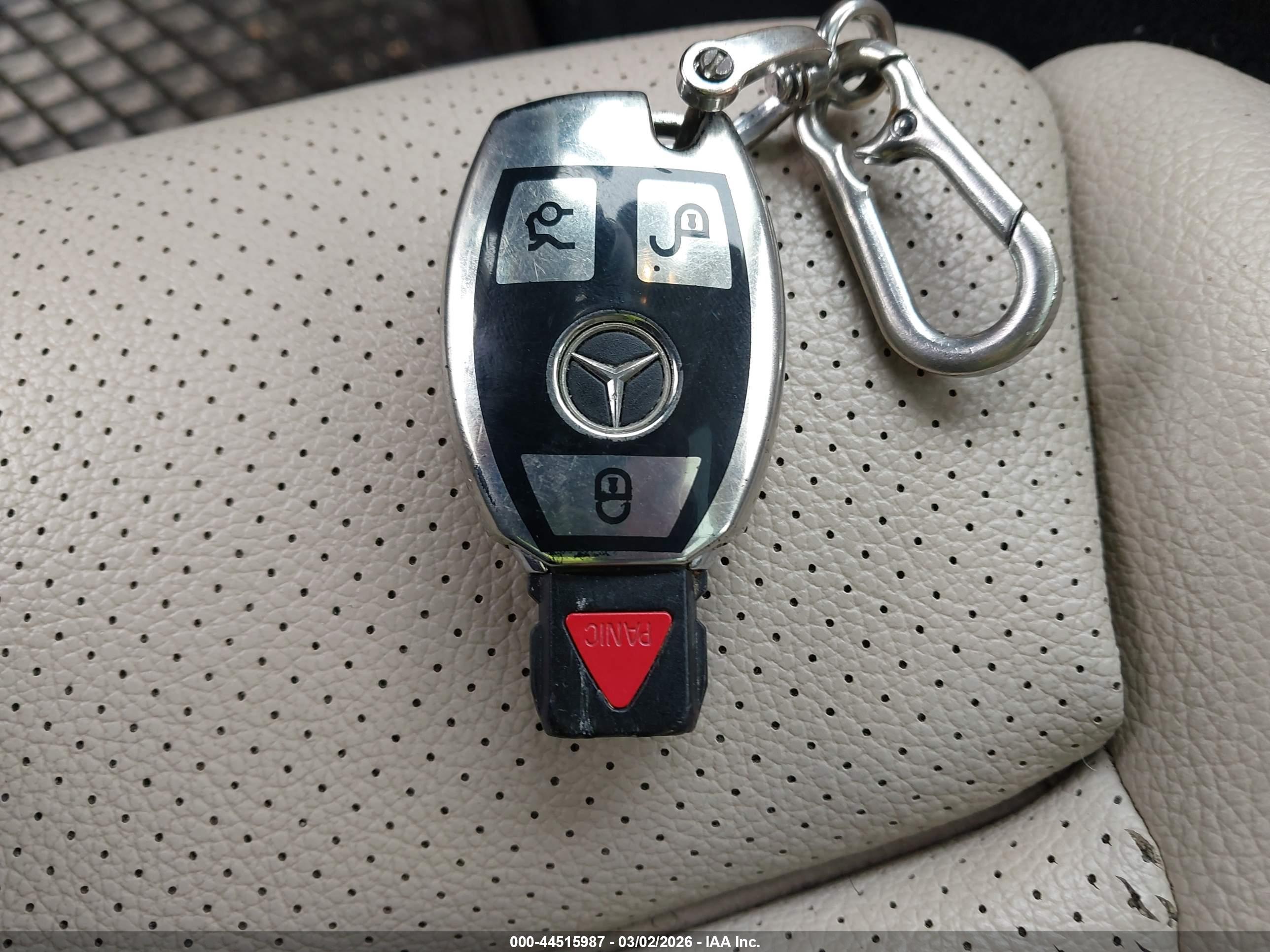 MERCEDES-BENZ C image 11