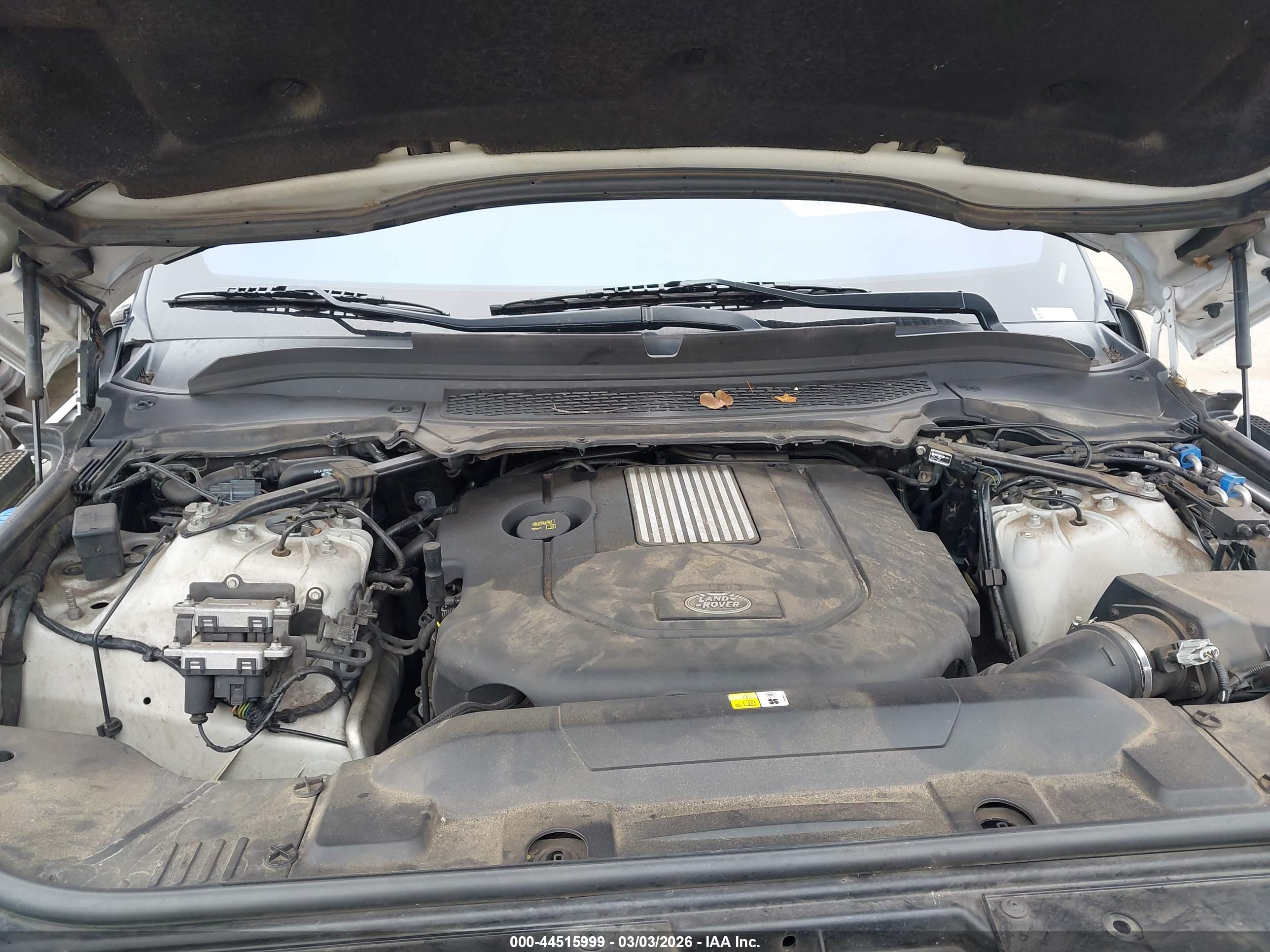 LAND ROVER image 10