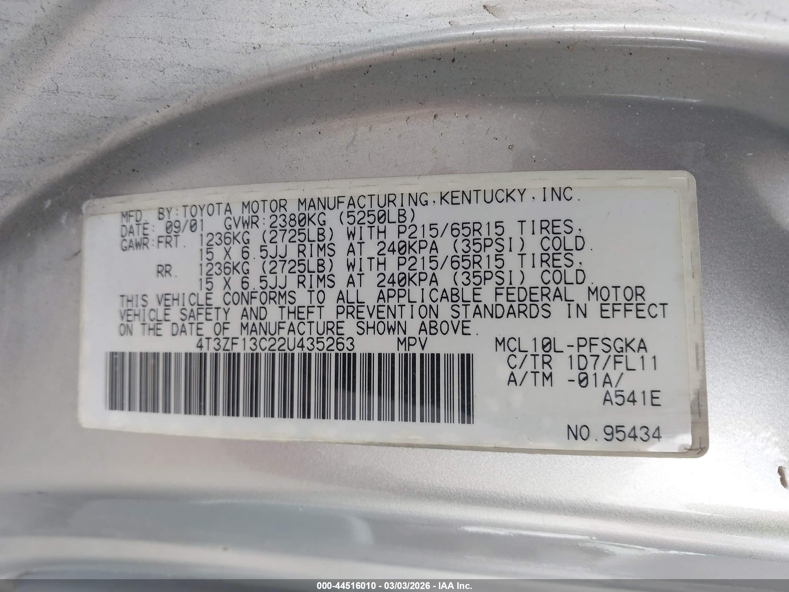 TOYOTA SIENNA image 9