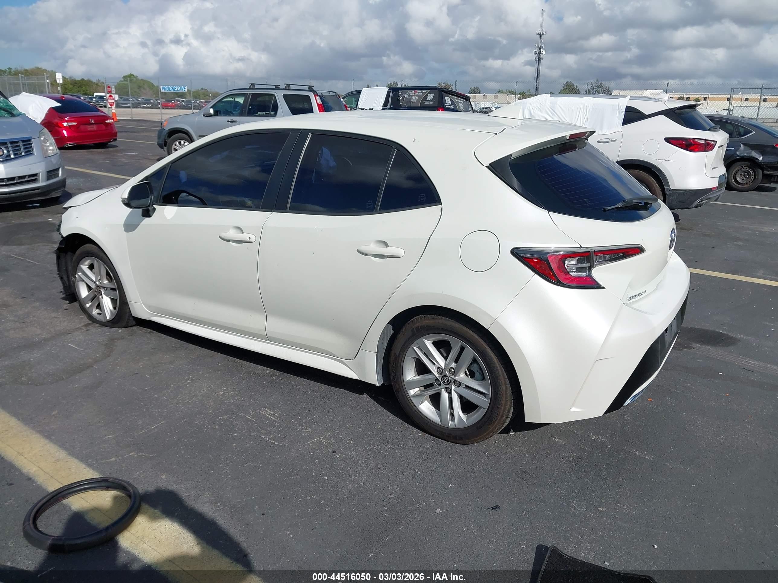 TOYOTA COROLLA image 3