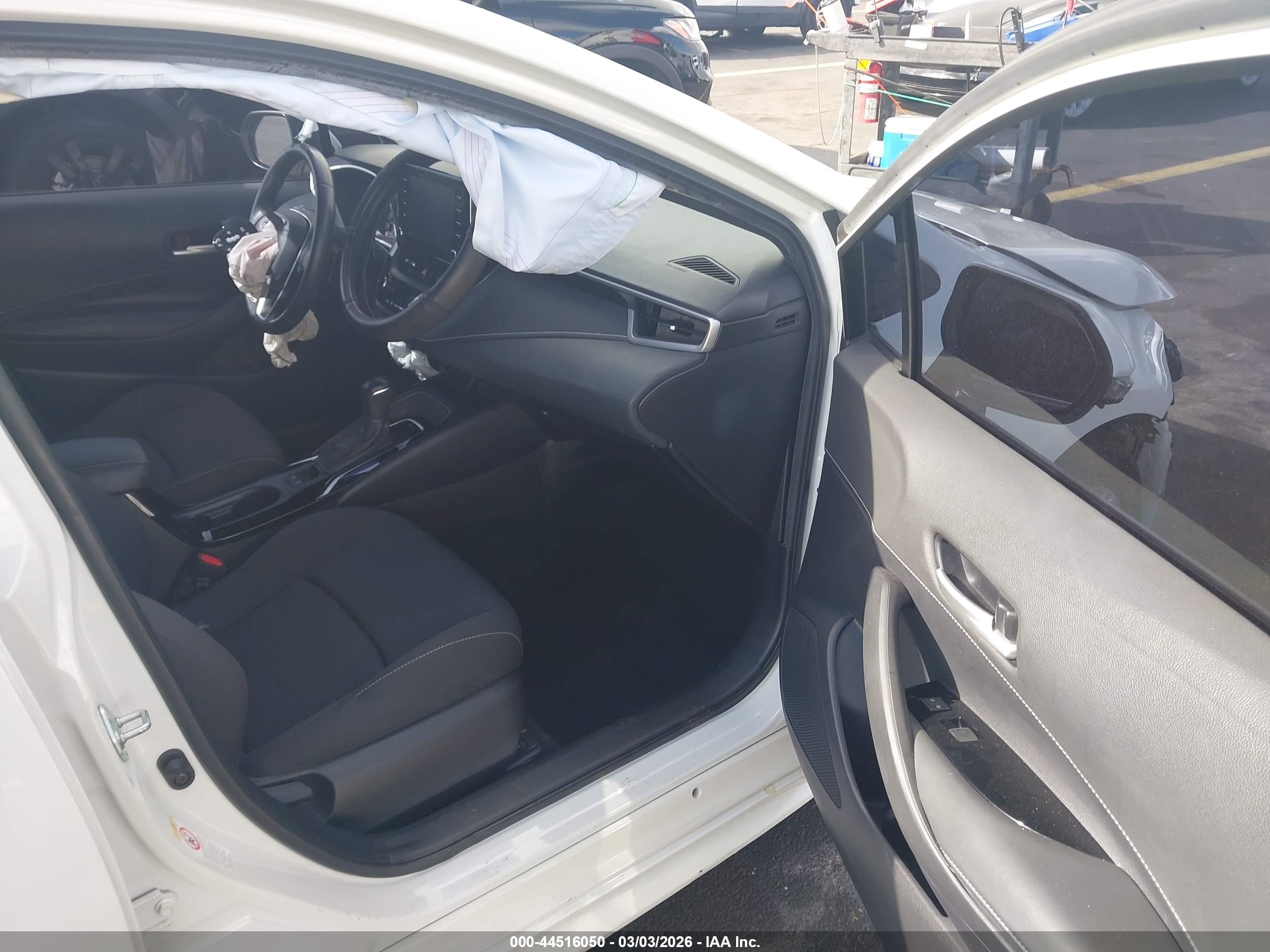 TOYOTA COROLLA image 5