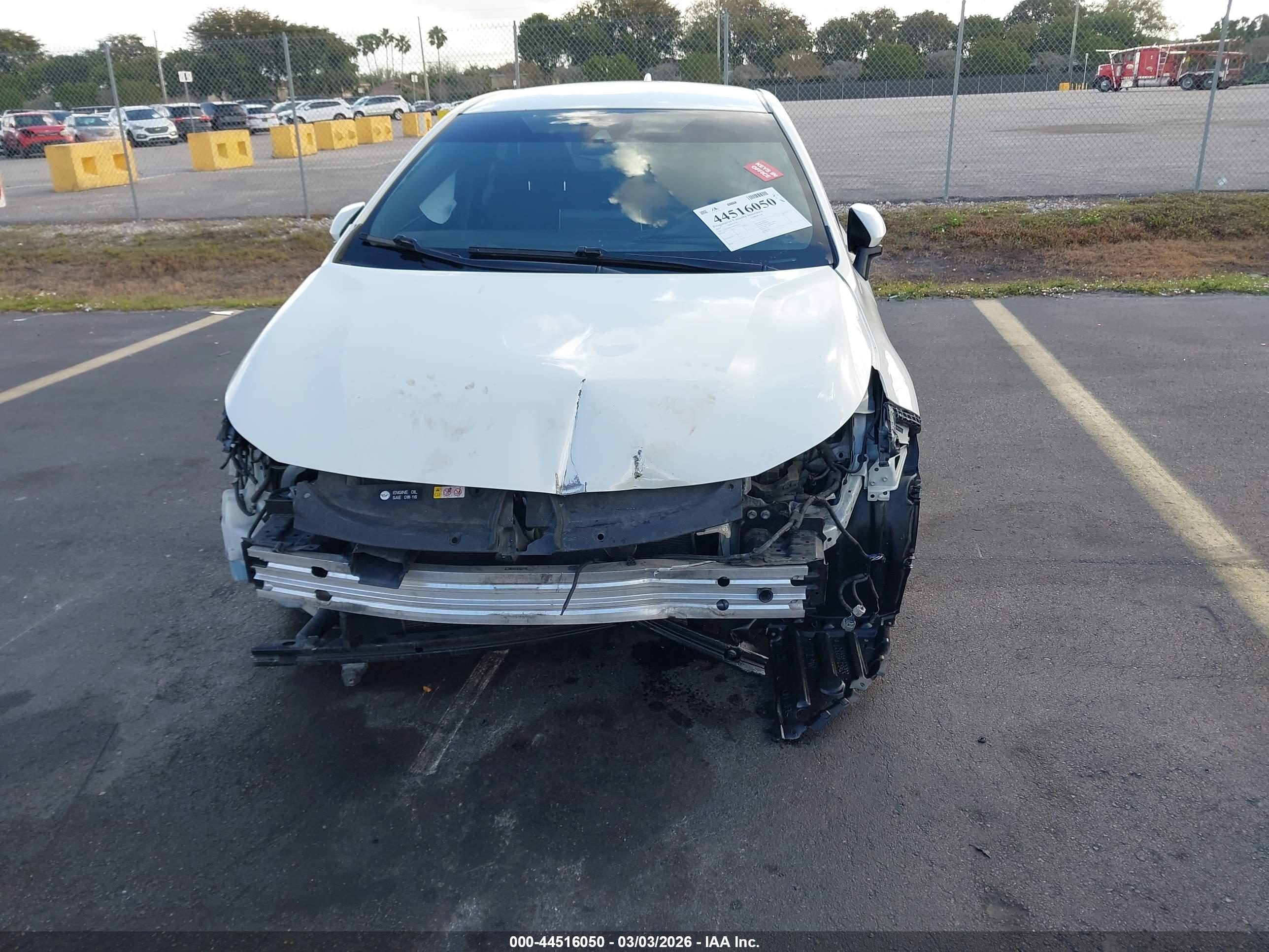 TOYOTA COROLLA image 6
