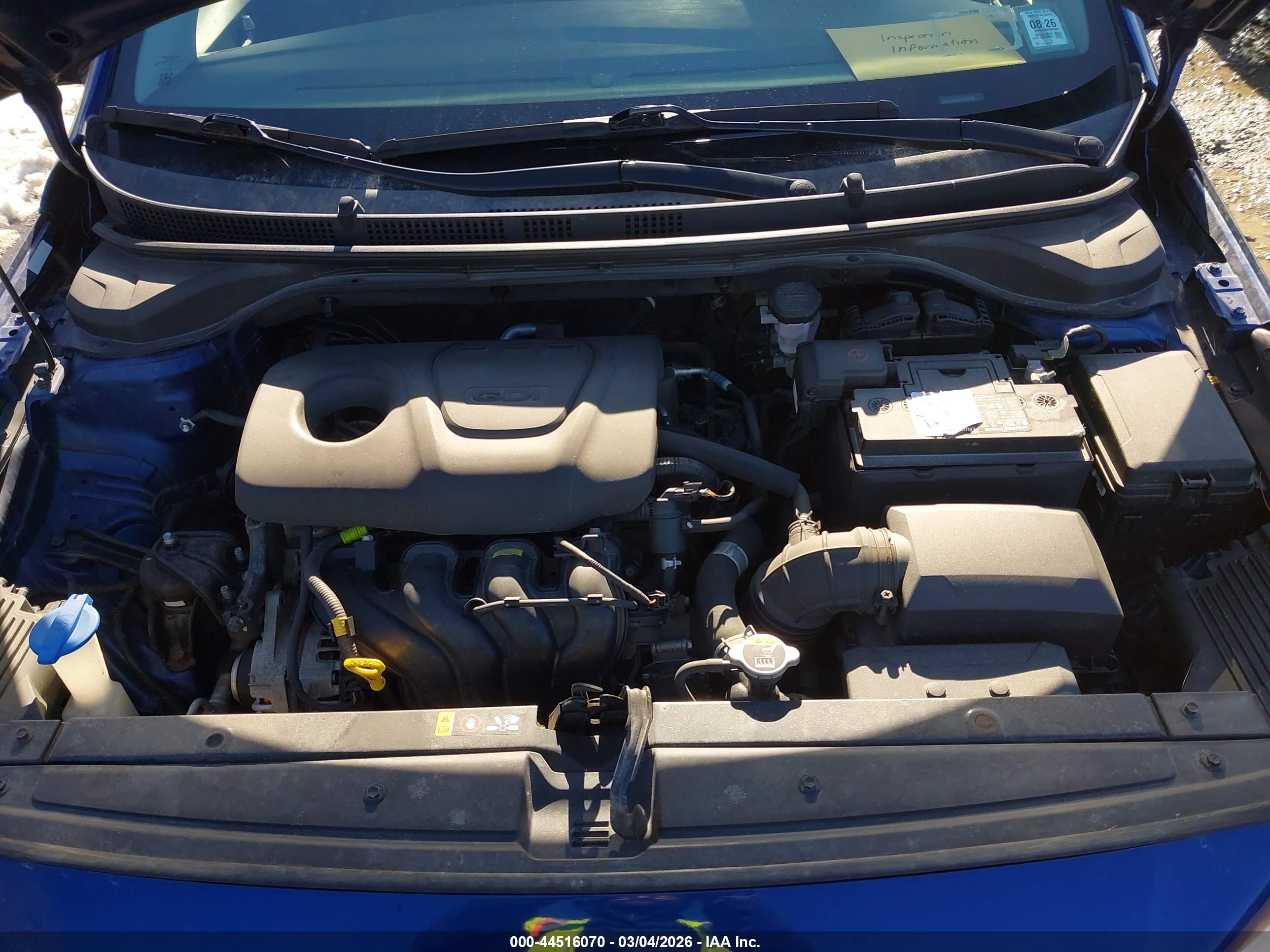 HYUNDAI ACCENT image 10