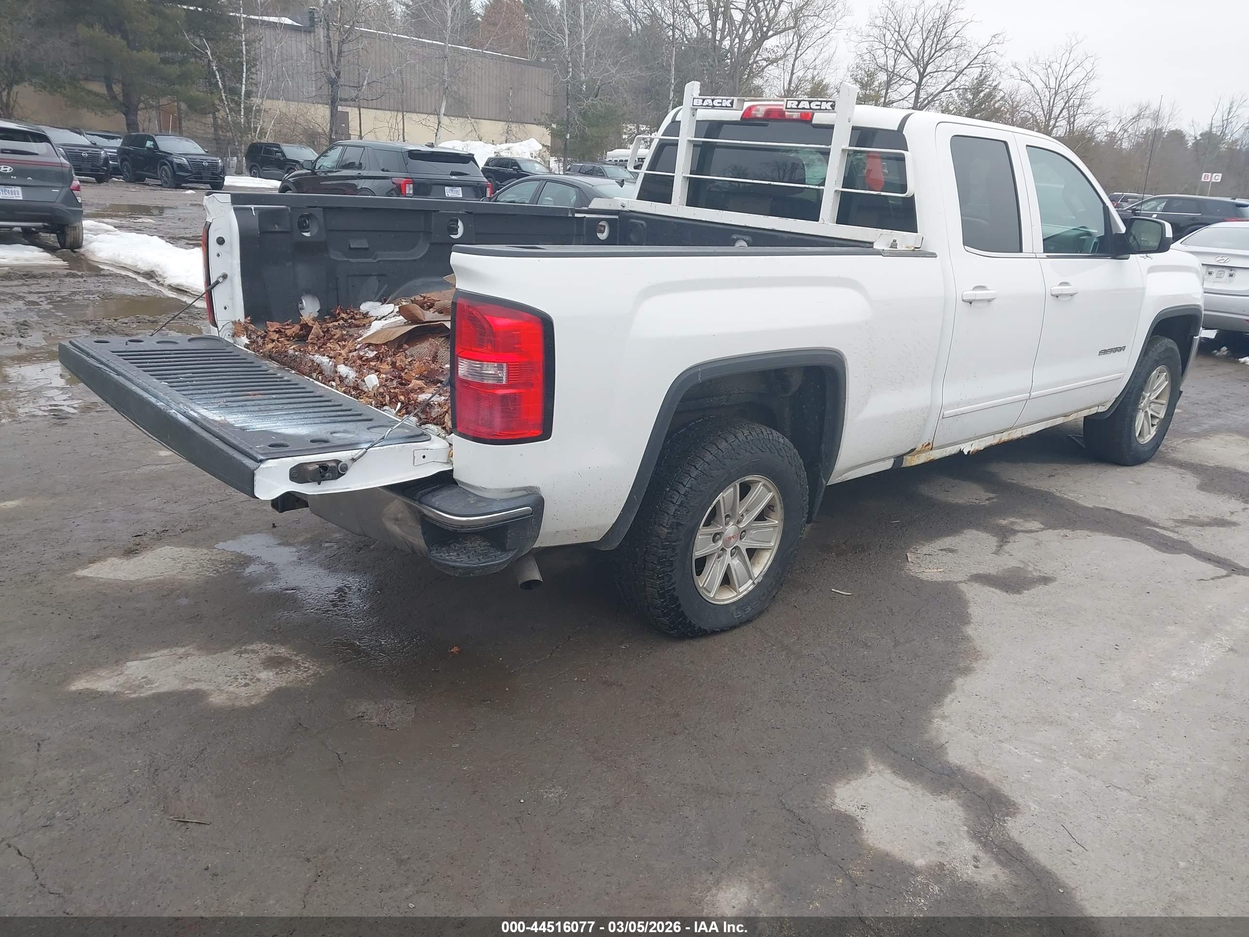 GMC SIERRA image 4