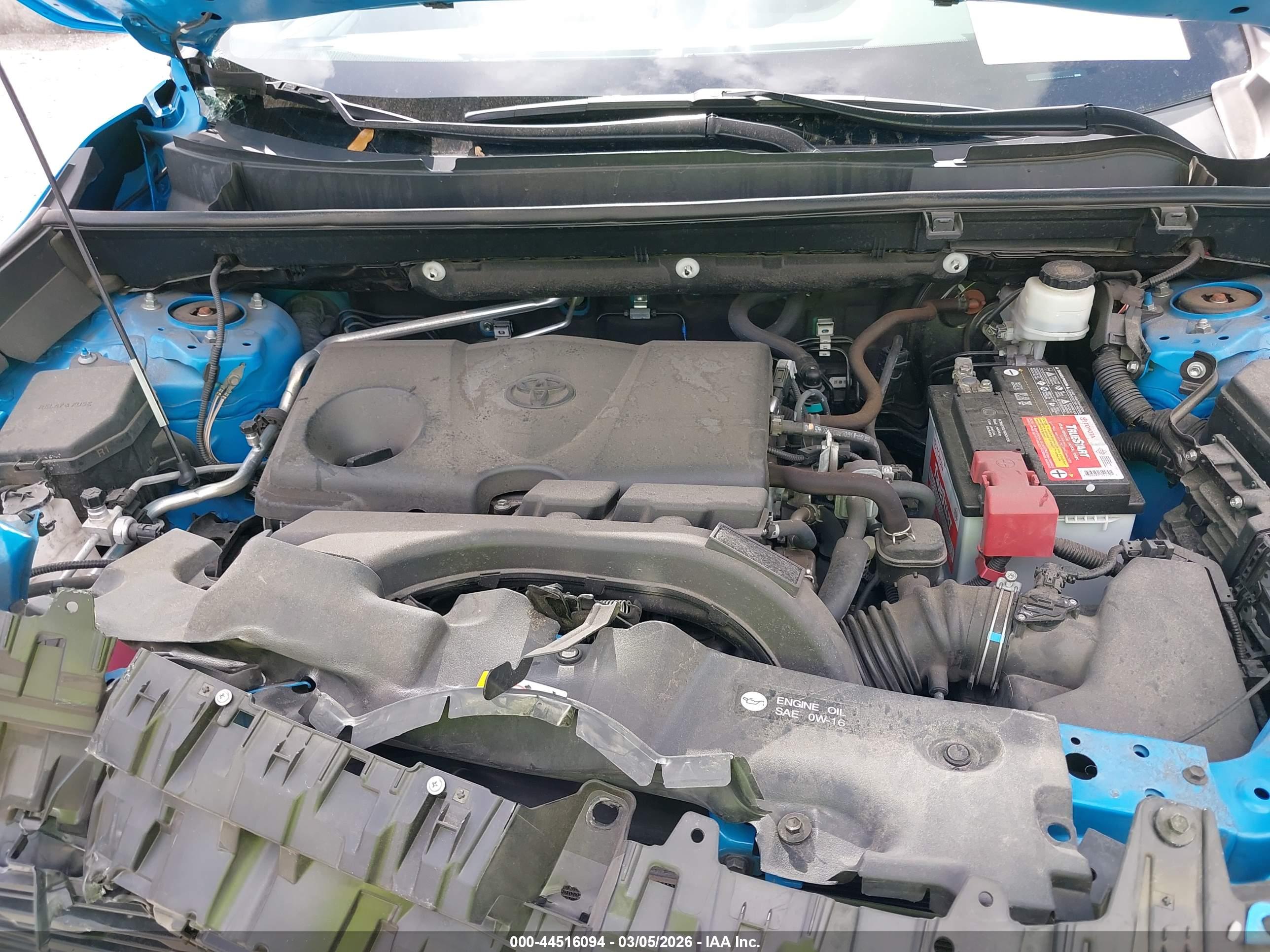 TOYOTA RAV4 image 10