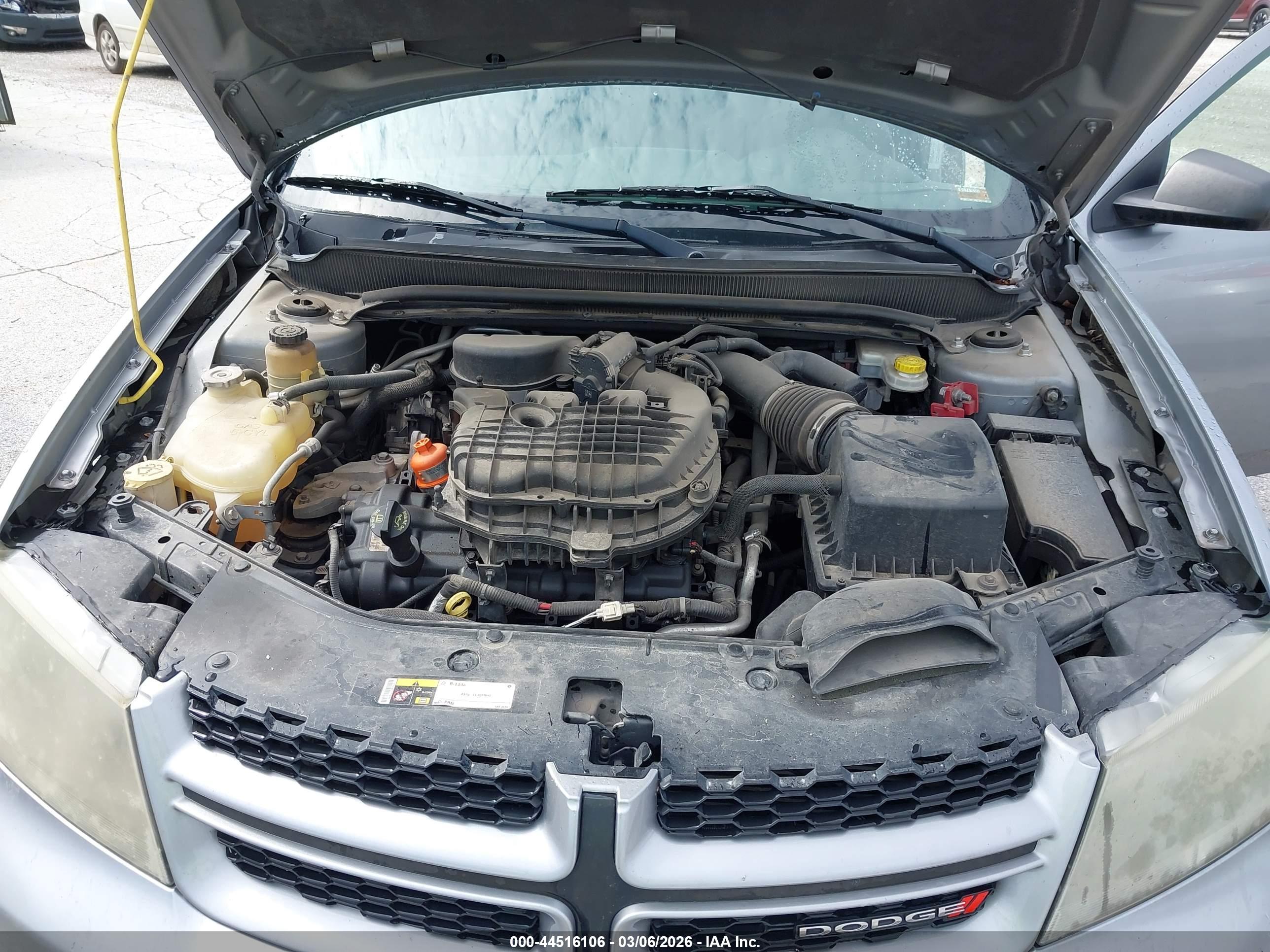 DODGE AVENGER image 10